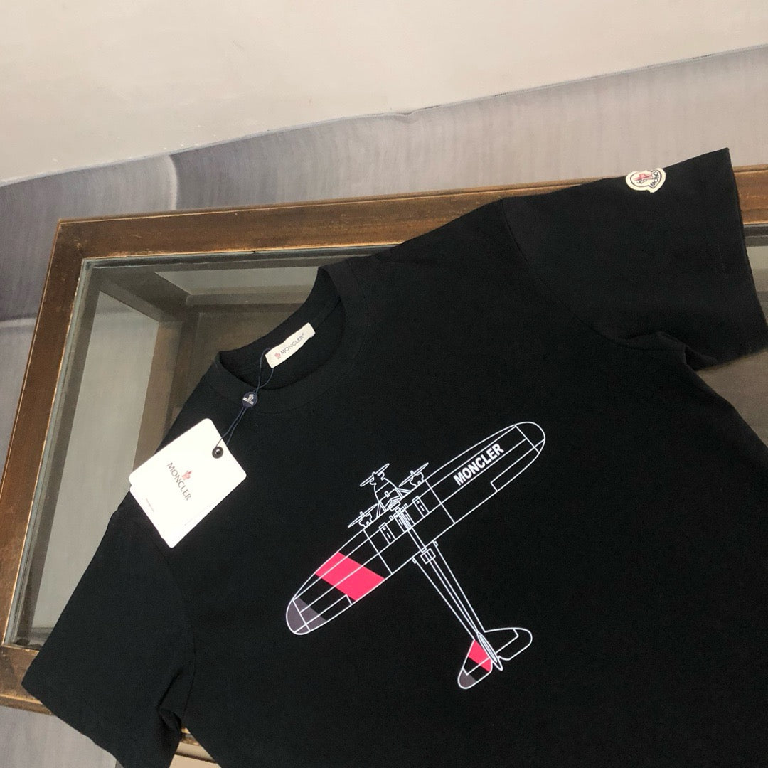 Moncler T-shirt