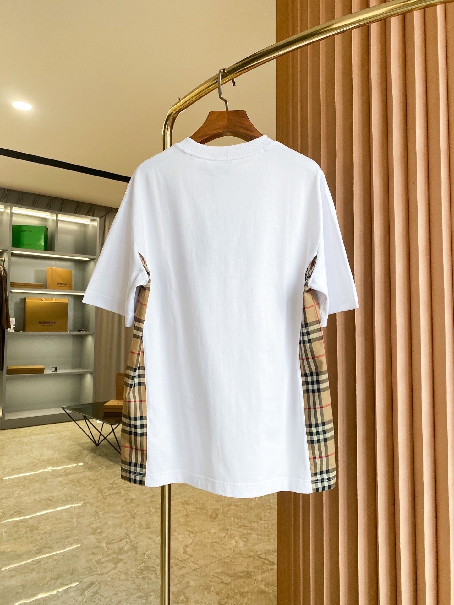 Burberry T-shirt