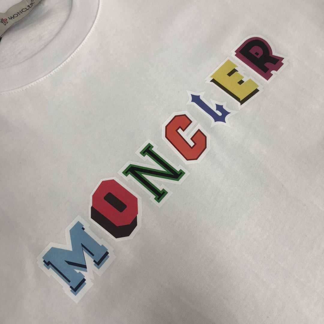 Moncler T-shirt