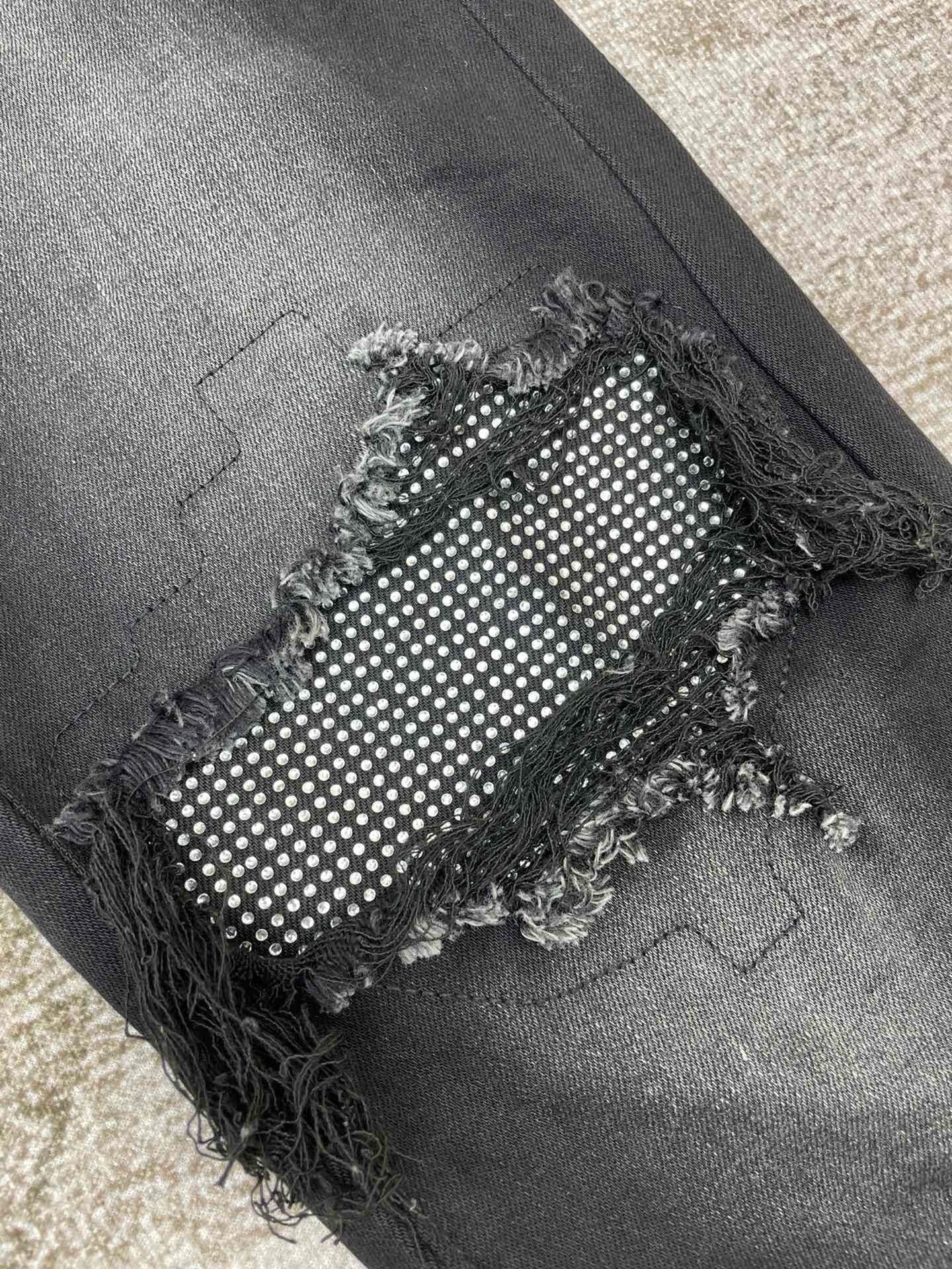 Amiri Jeans