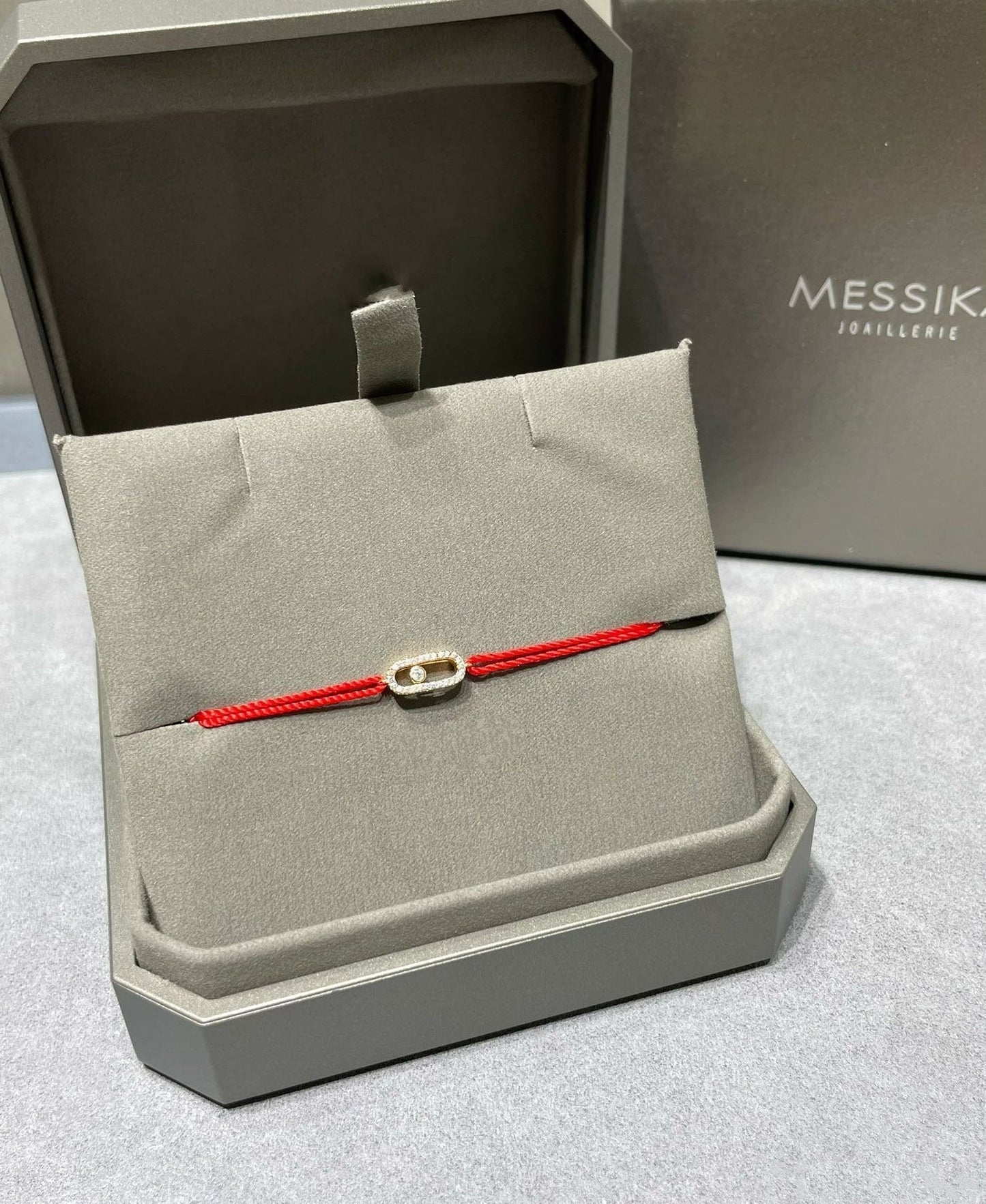 MOVE UNO DIAMOND CHARM RED CORDIERI