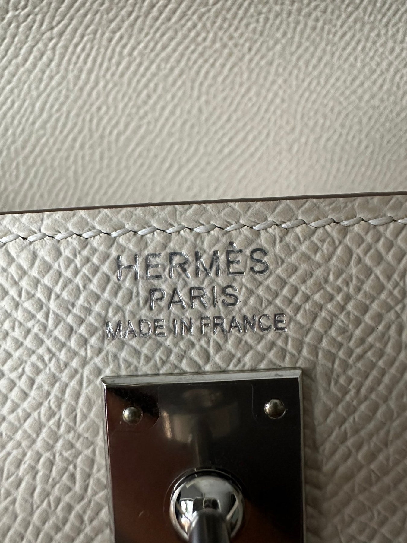 HM KELLY 25CM WHITE EPSOM SILVER HARDWARE