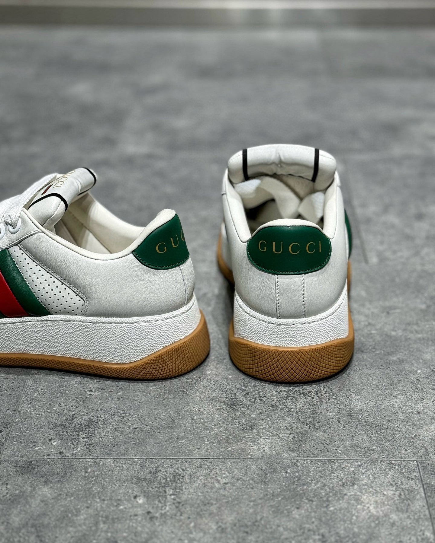GUC Sneakers