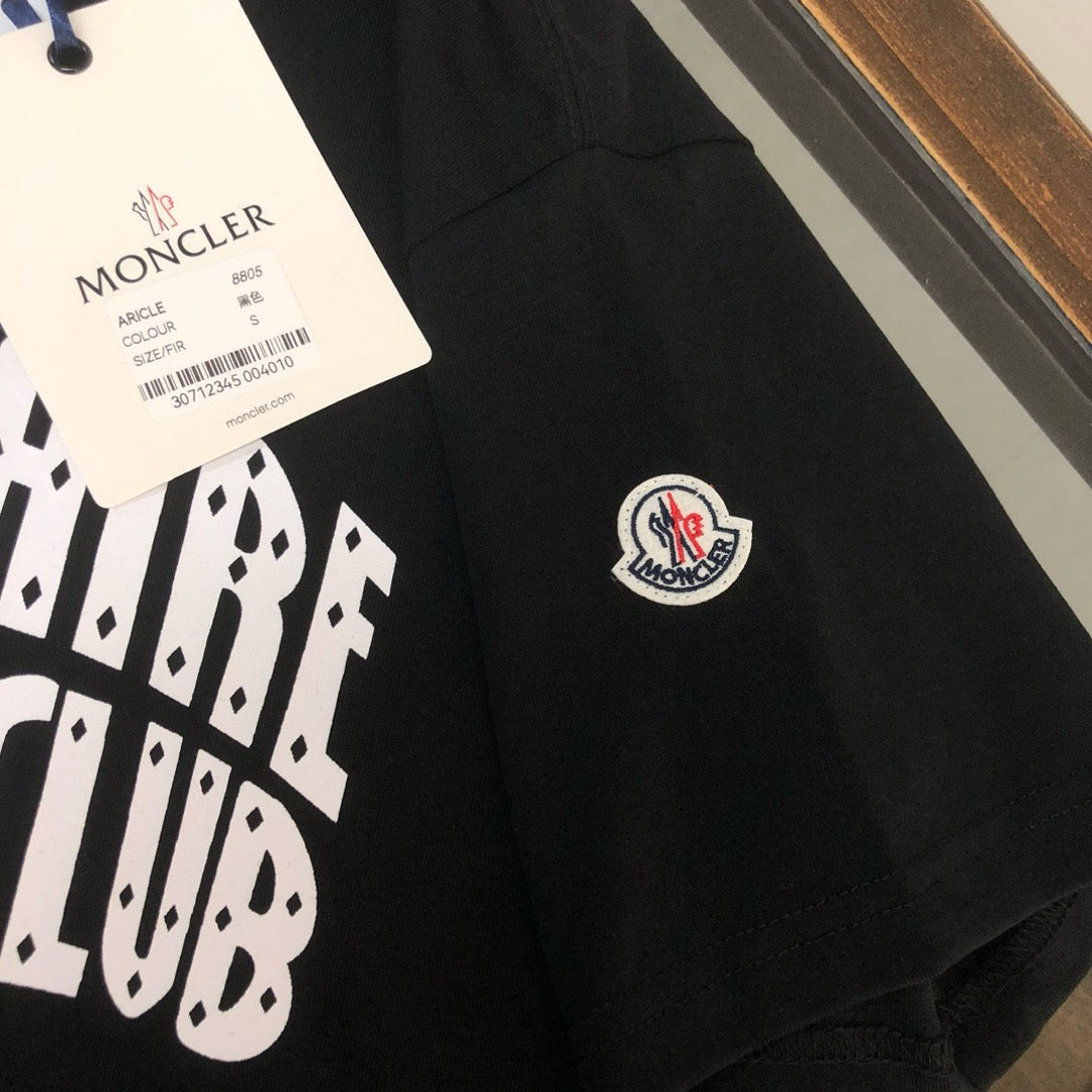 Moncler T-shirt