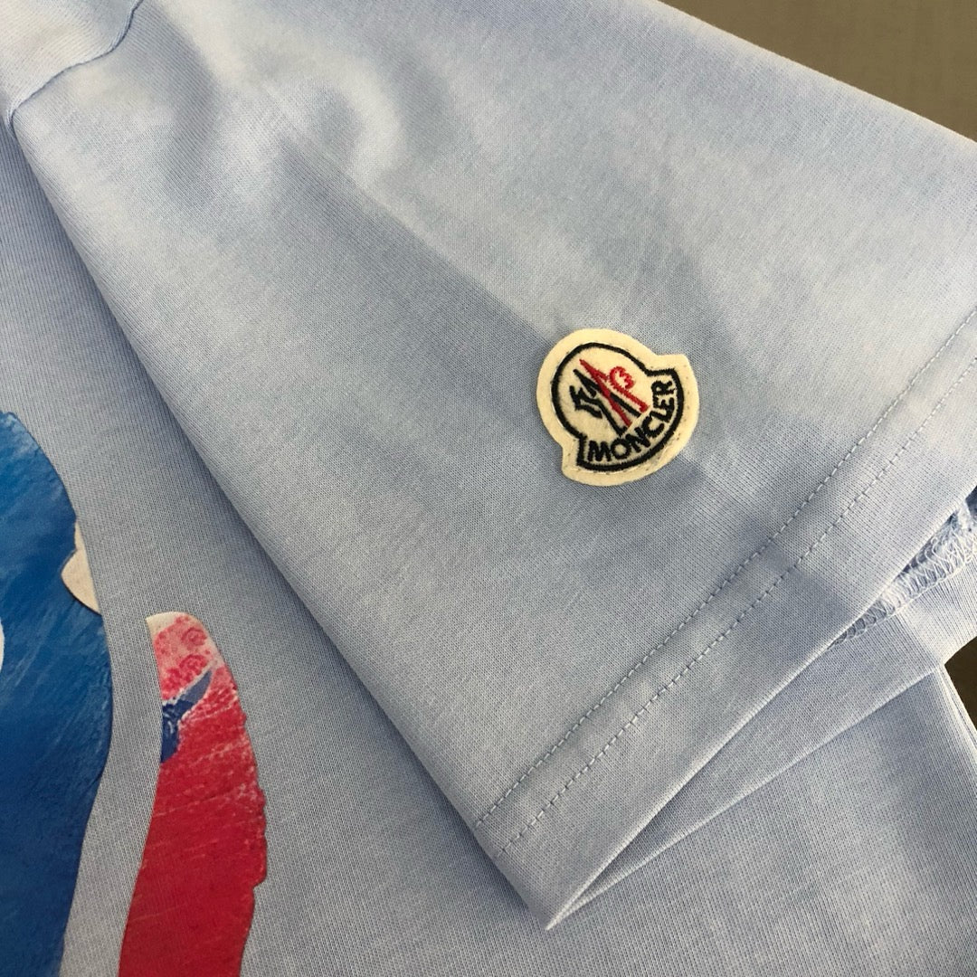 Moncler T-shirt