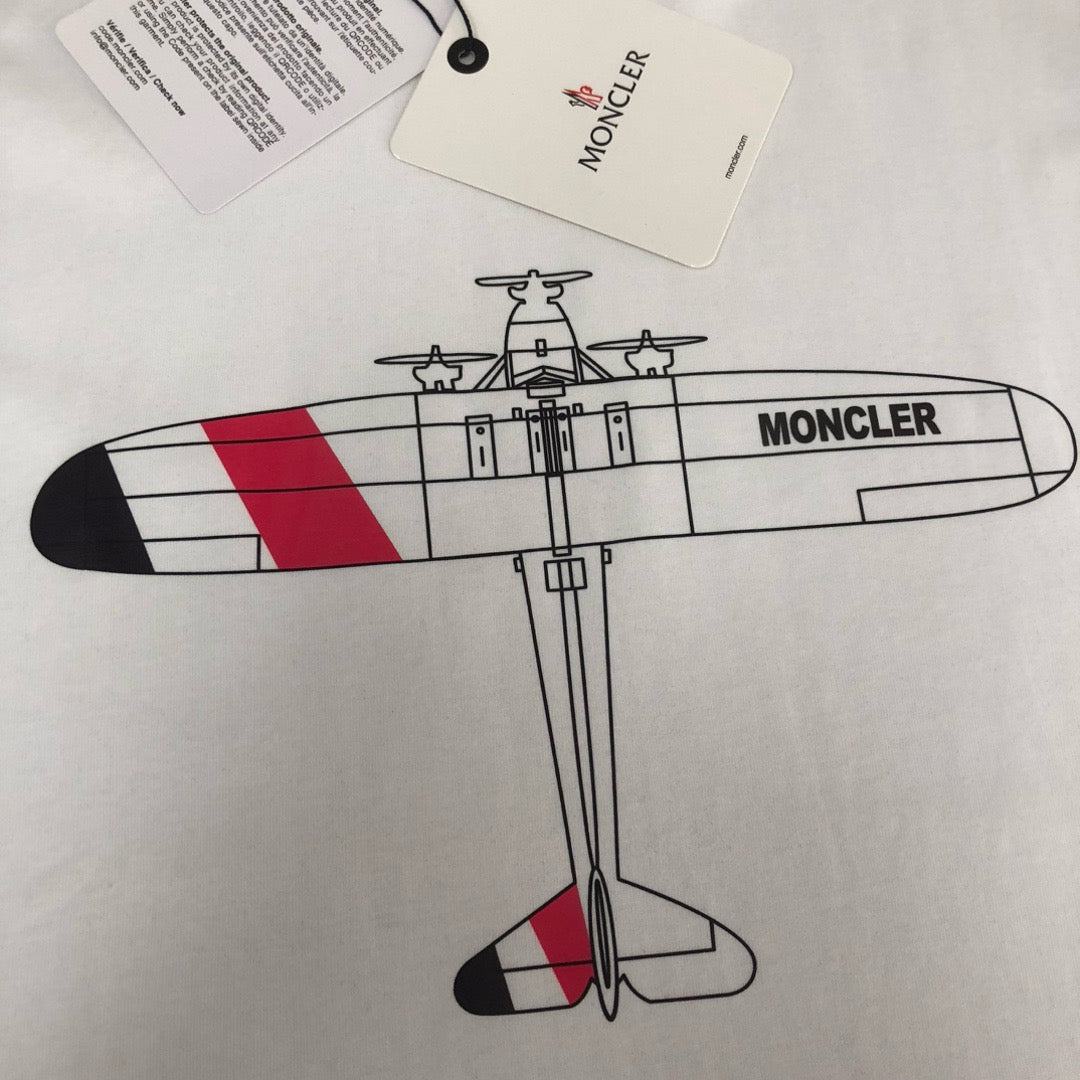 Moncler T-shirt