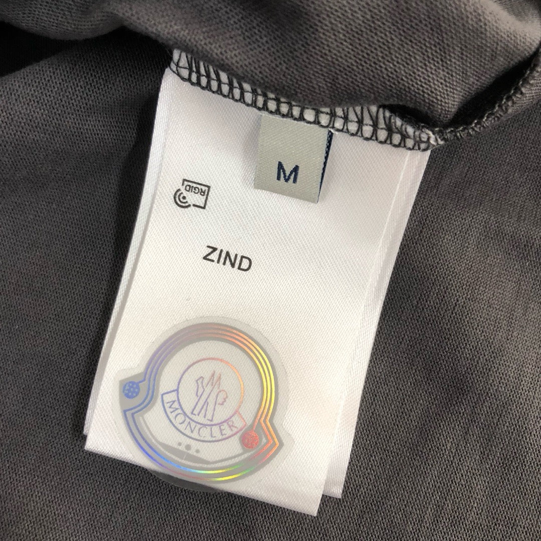Moncler T-shirt