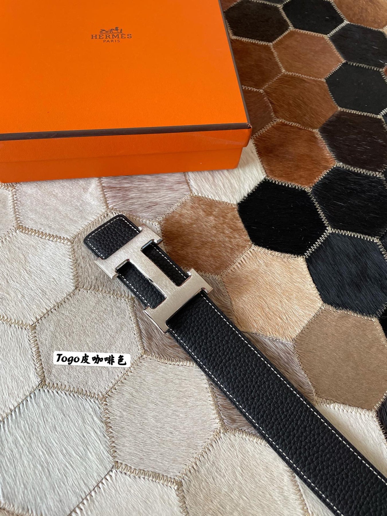 HM CONSTANCE BELT BUCKLE & REVERSIBLE BLACK LEATHER STRAP 38MM SILVER HARDWARE