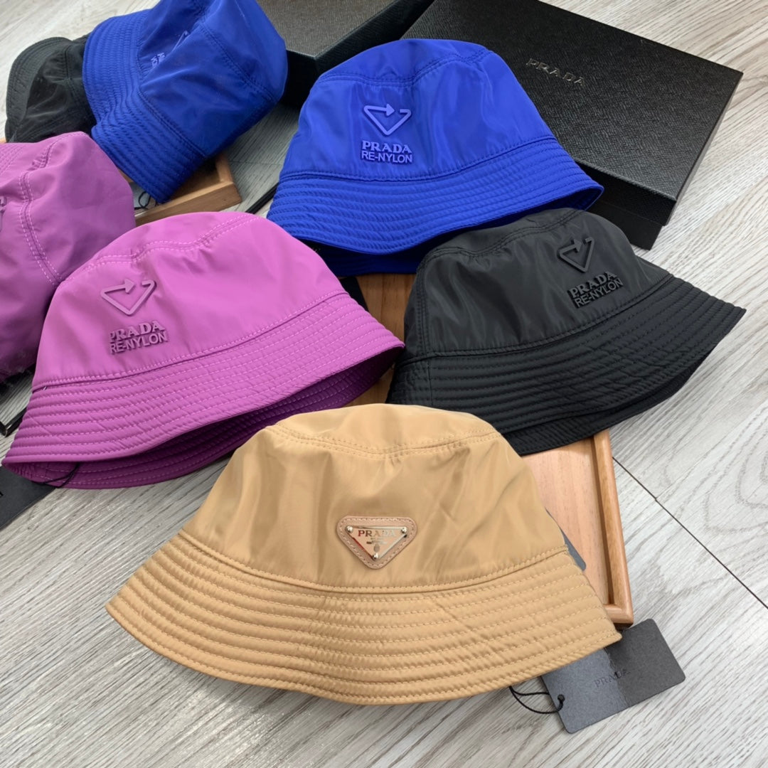 BUCKET HAT IN PURPLE RE-NYLON 234100