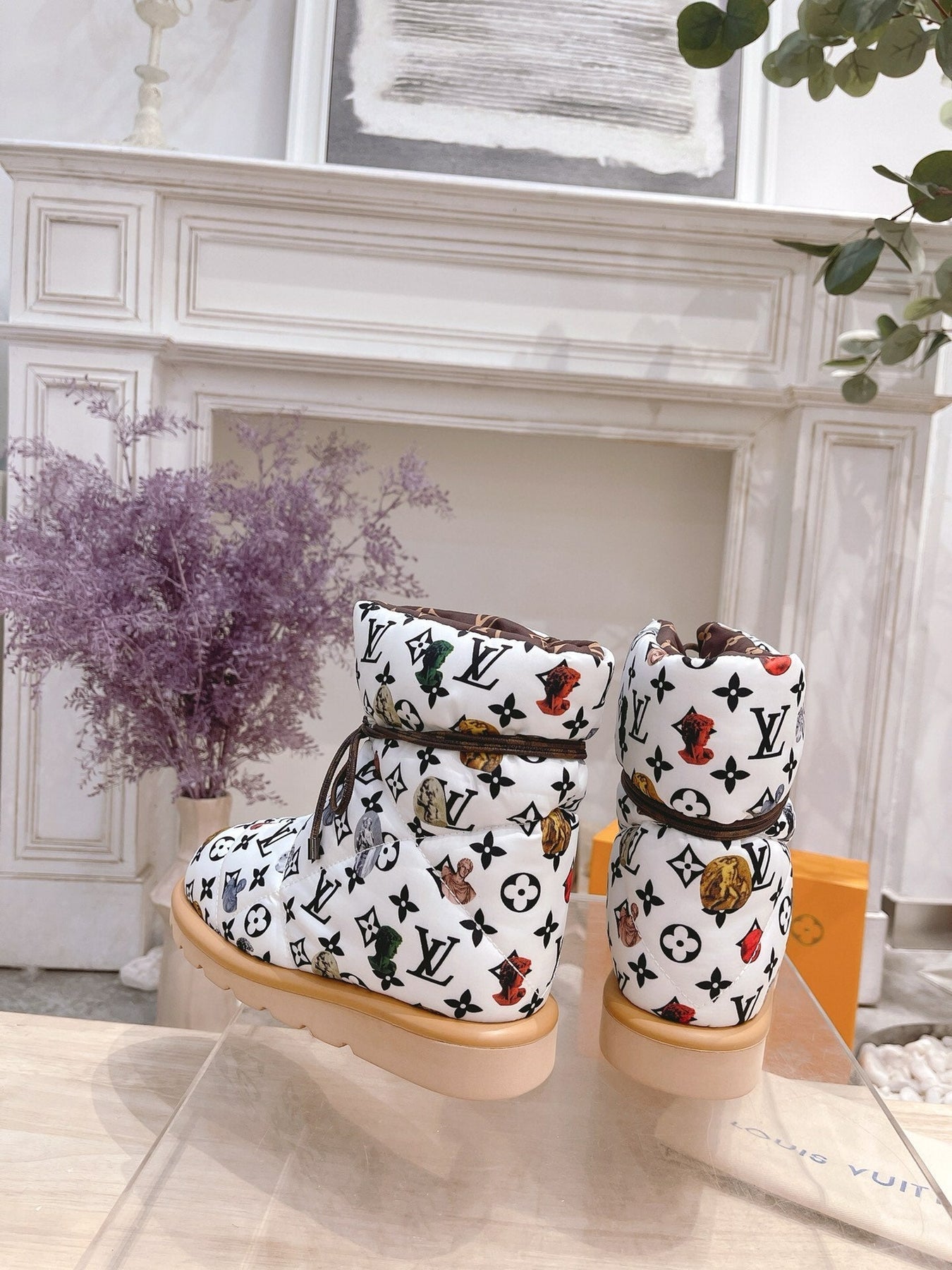 PILLOW COMFORT ANKLE BOOTS IN WHITE MIX BLACK MONOGRAM NYLON