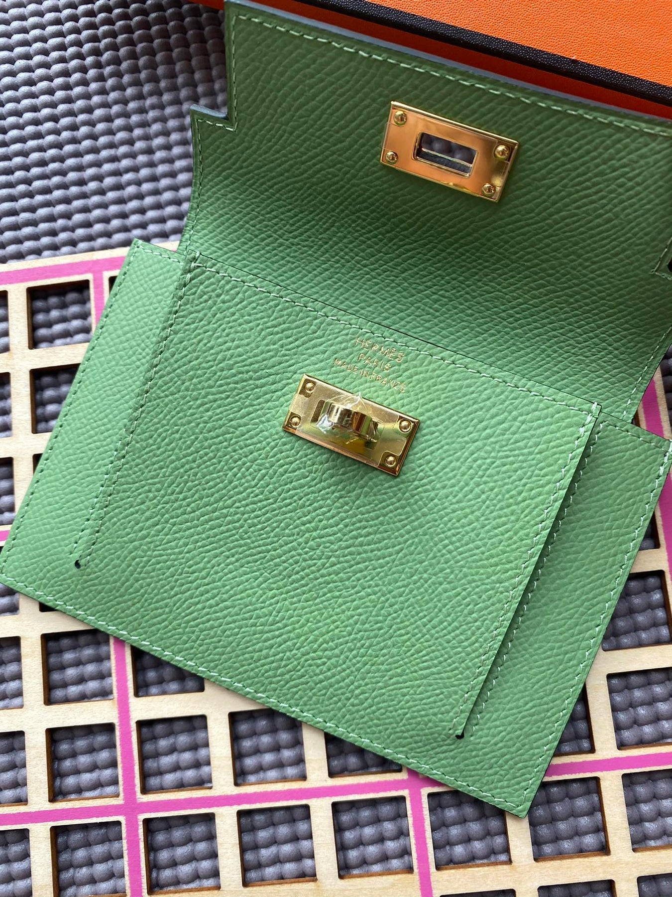HM Kelly Pocket 13.5 Green Epsom Ghw