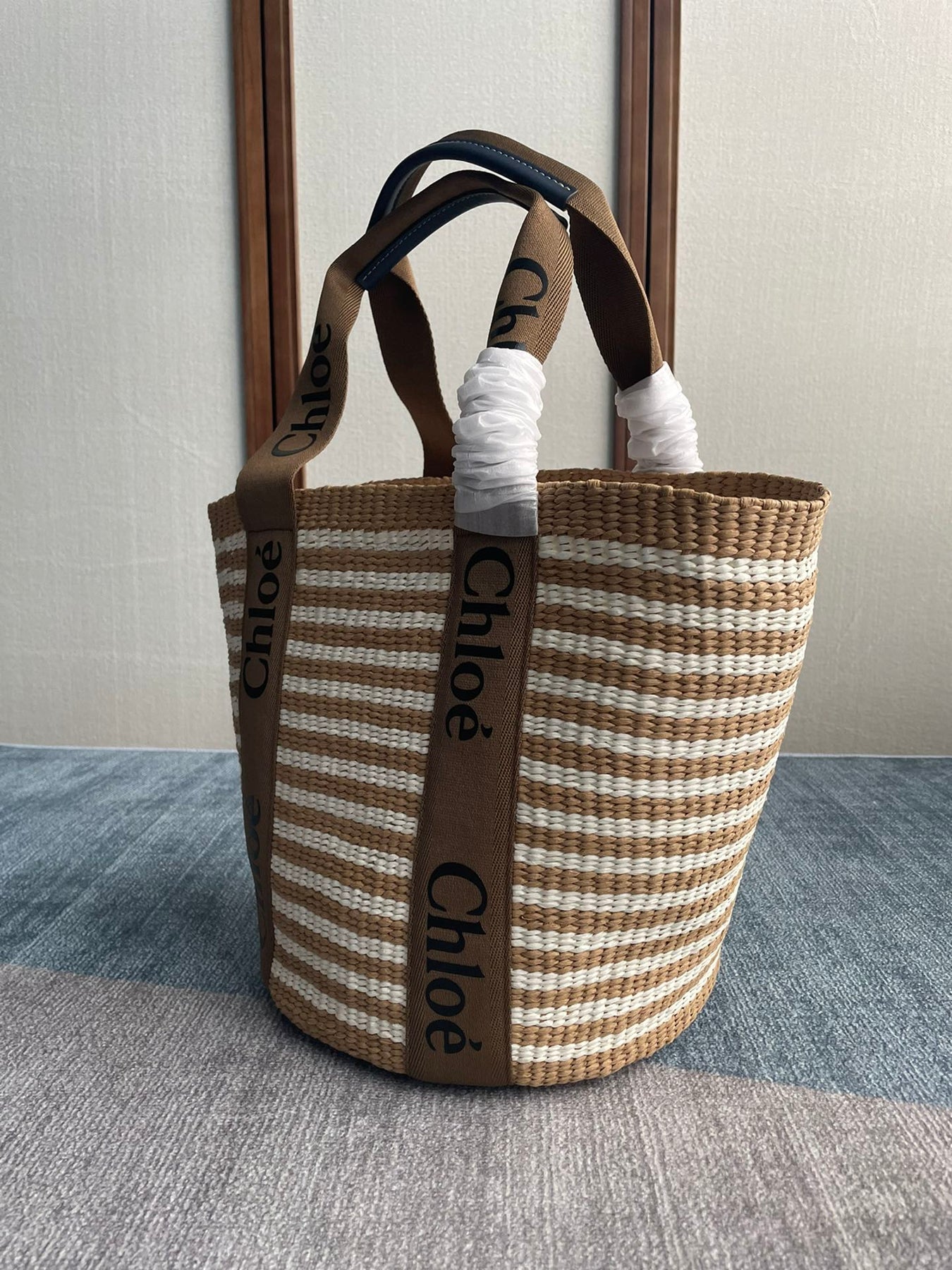 LAGRE WOODY TOTE BAG 48 IN BROWN AND WHITE FIBERS BROWN WEBBING BLACK CALFSKIN