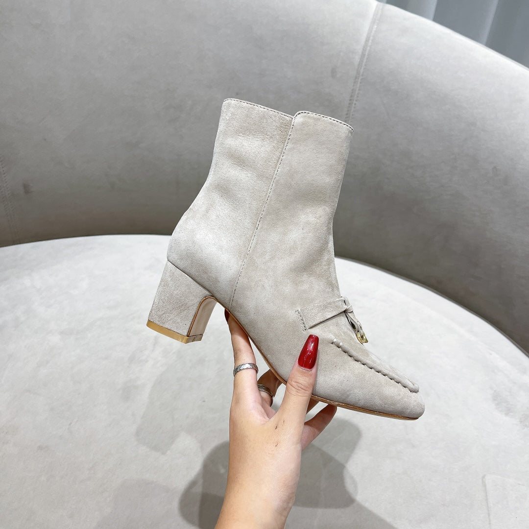 LP CHARMS ANKLE BOOTS METAL LOCK LIGHT GRAY SUEDE