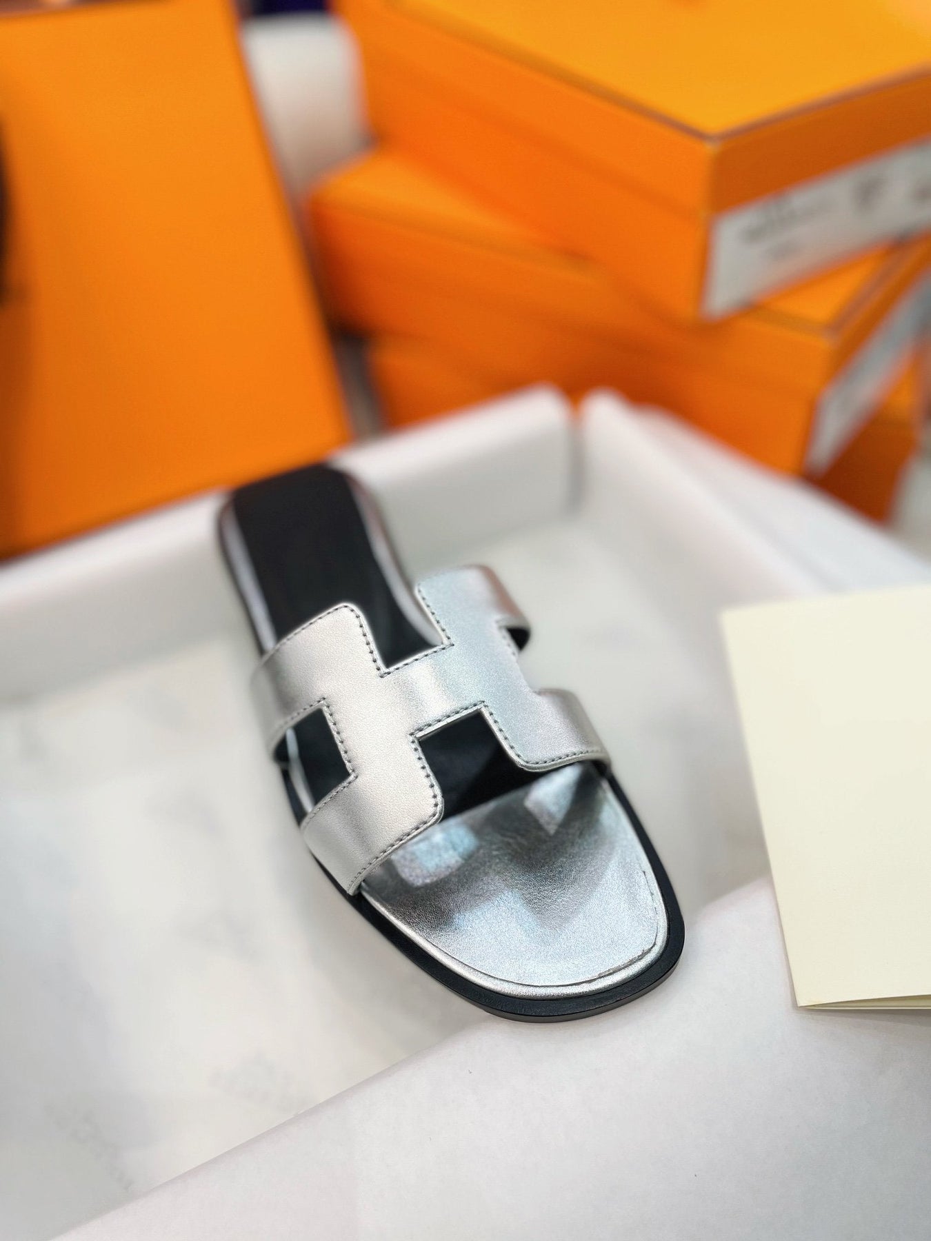 Oran Sandal Silver Leather