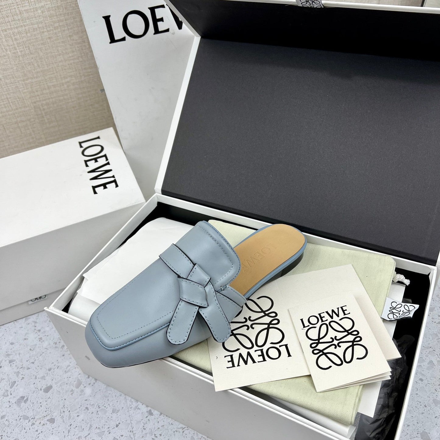 LW GATE BELTED MULE STONE CALFSKIN