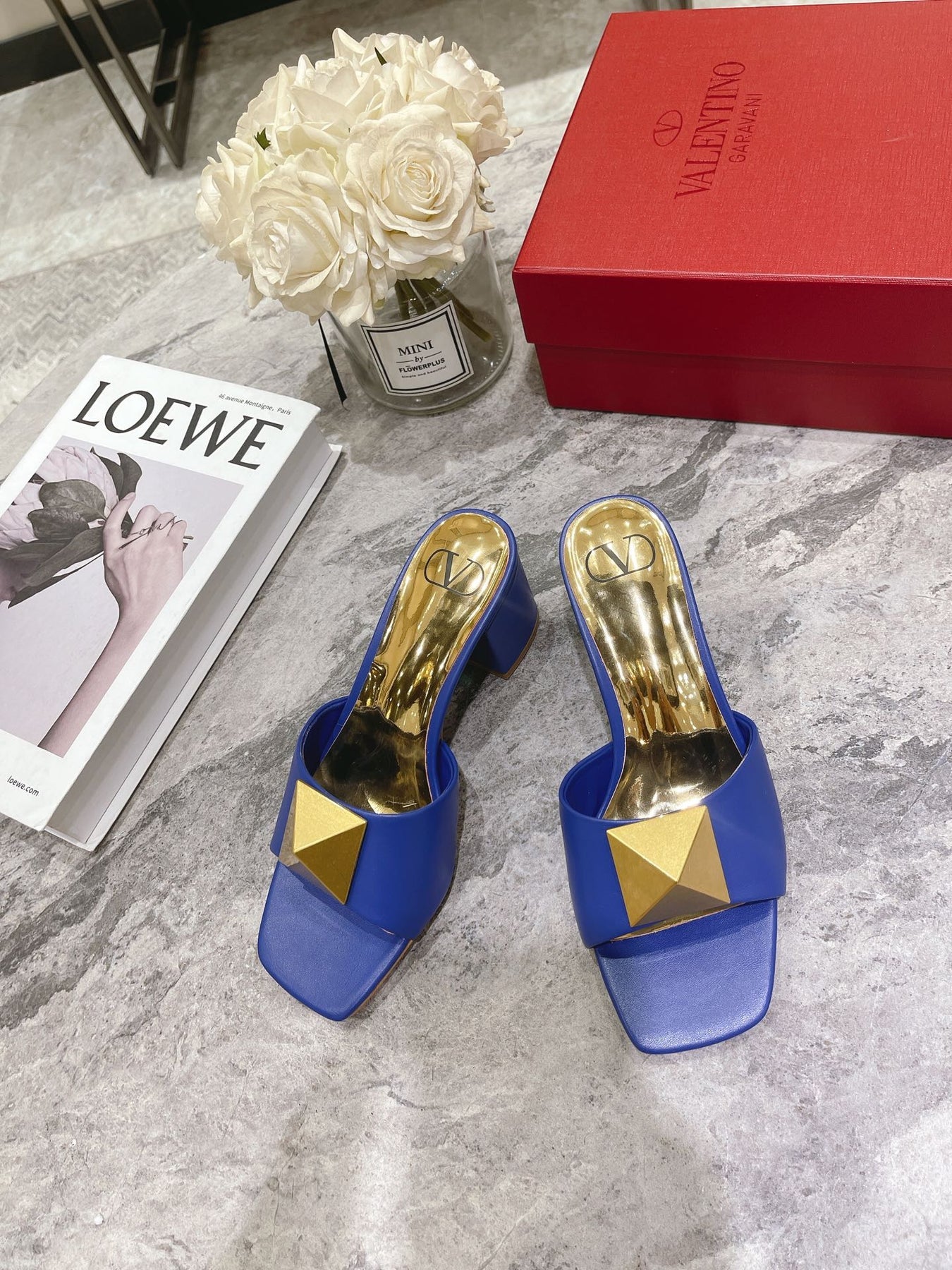 ONE STUD HEELED MULE 60 MM IN COBALT BLUE CALFSKIN