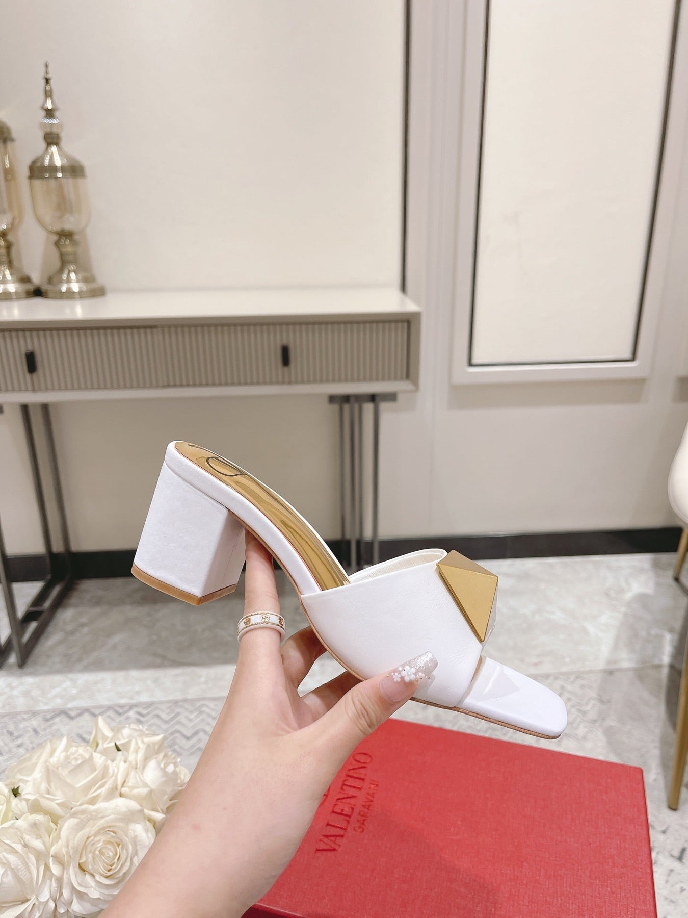 ONE STUD HEELED MULE 60 MM IN WHITE CALFSKIN