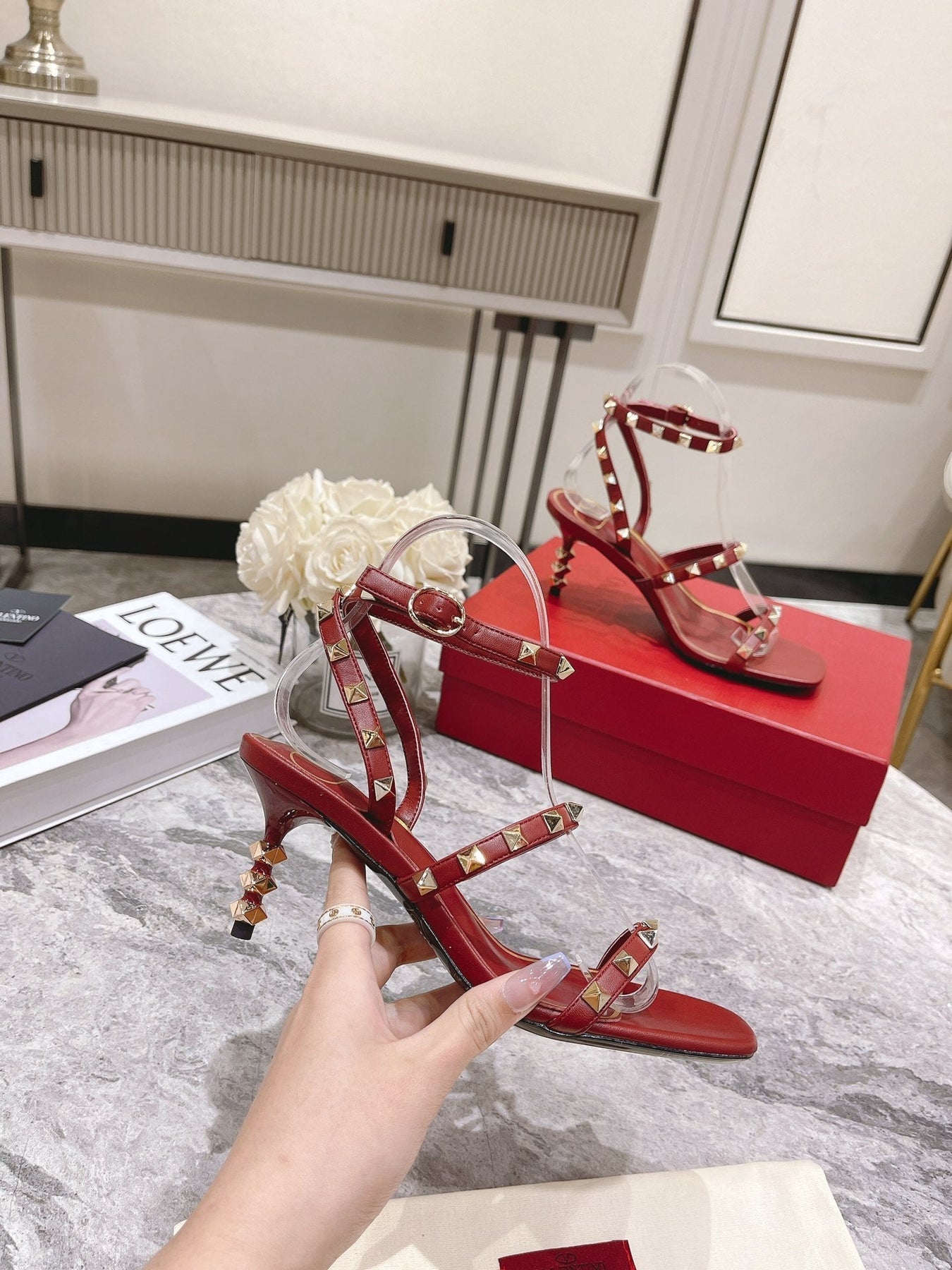 HIGH HEEL 6 CM SANDAL IN RUBY RED LAMBSKIN WITH STUDS