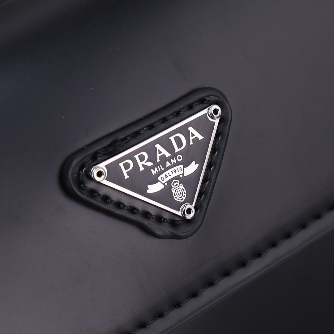 PRA 23 BAG IN BLACK CALFSKIN SILVER HARDWARE