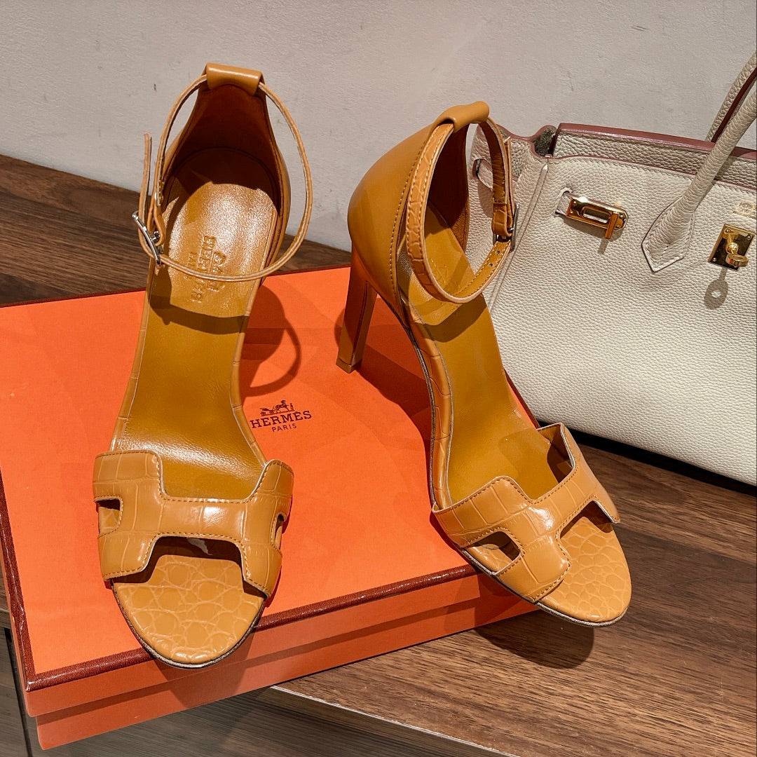 PREMIERE 115 SANDAL IN PEANUT BROWN CALFSKIN