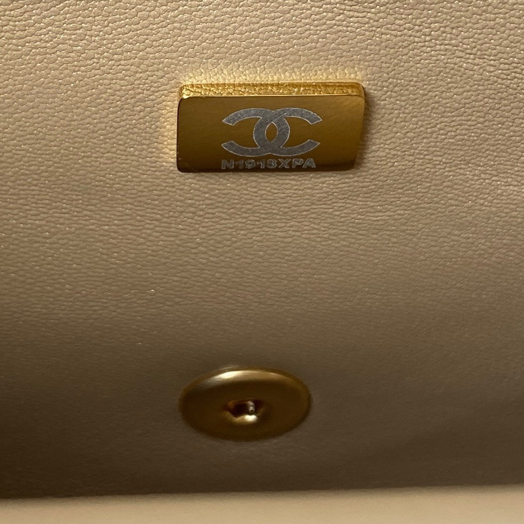 Flap Bag 24cm Gold Lambskin Gold Hardware