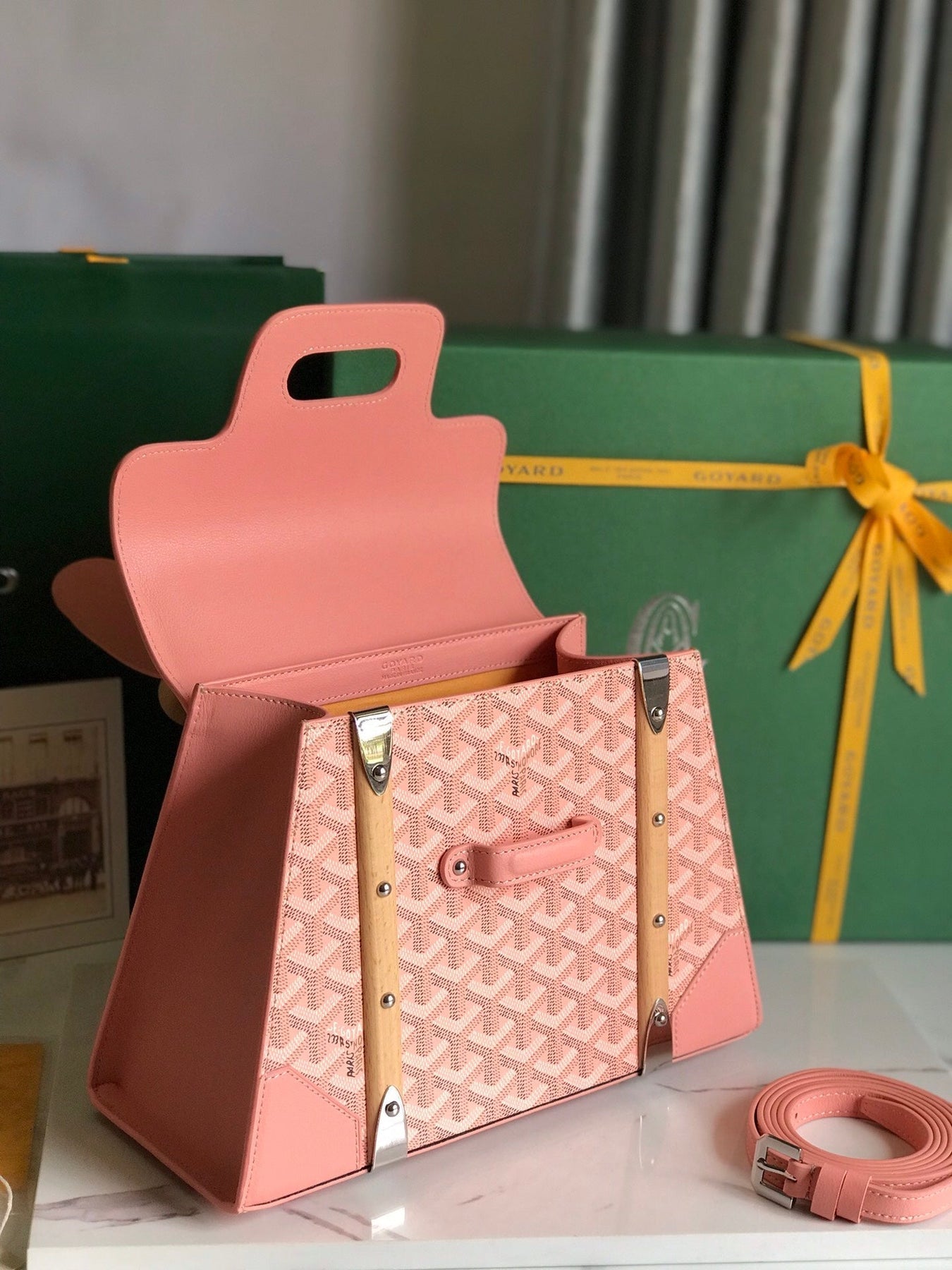 SAÏGON PM BAG 28 IN BABY PINK GOYARDINE CANVAS AND CALFSKIN