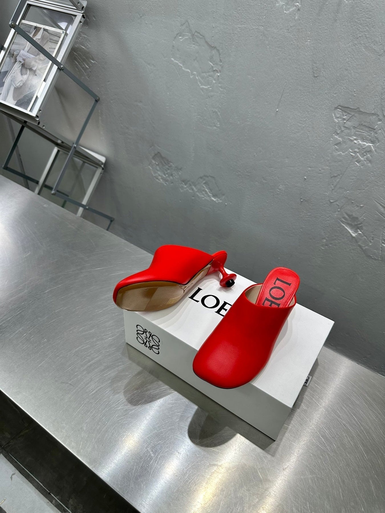 LW TOY MULE 55 RED CALFSKIN