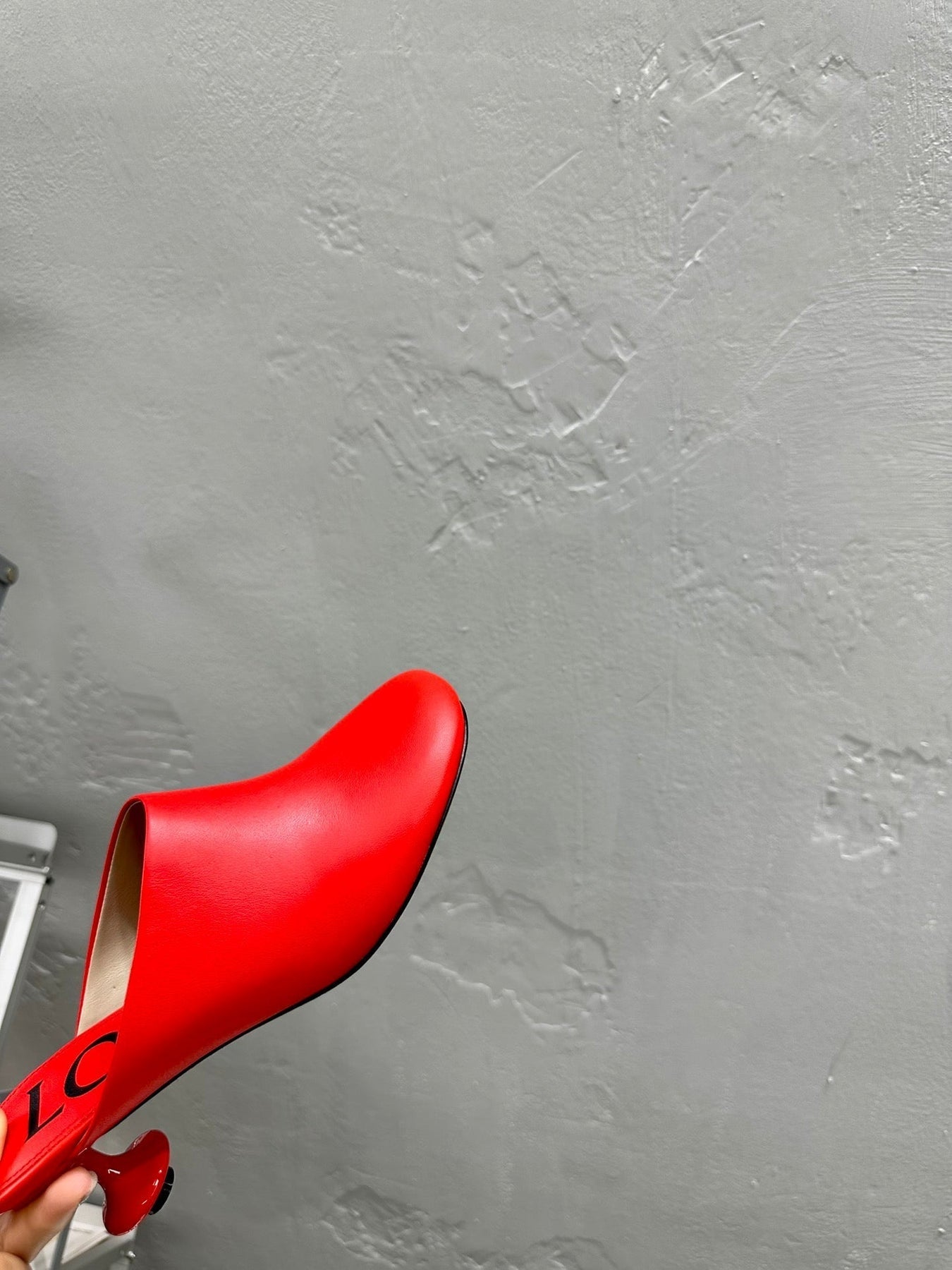 LW TOY MULE 55 RED CALFSKIN