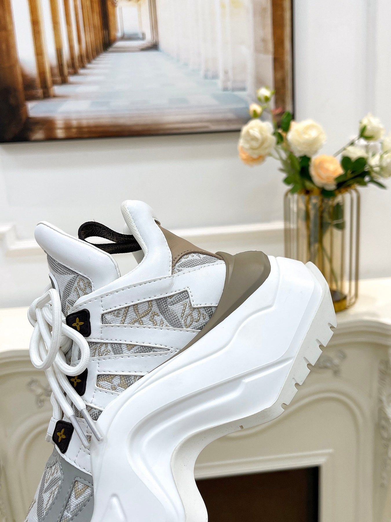 LV ARCHLIGHT 2.0 PLATFORM SNEAKER IN WHITE MIX DOVE GRAY MIX OF MATERIALS