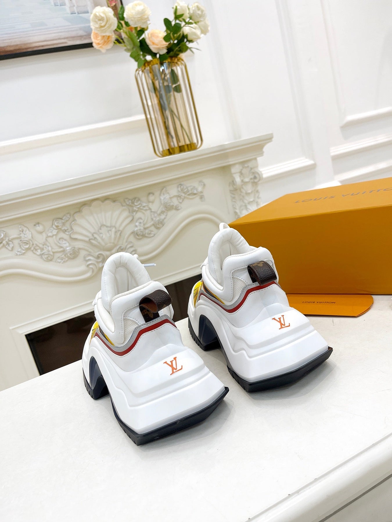 LV ARCHLIGHT 2.0 PLATFORM SNEAKER IN WHITE MIX YELLOW MIX OF MATERIALS