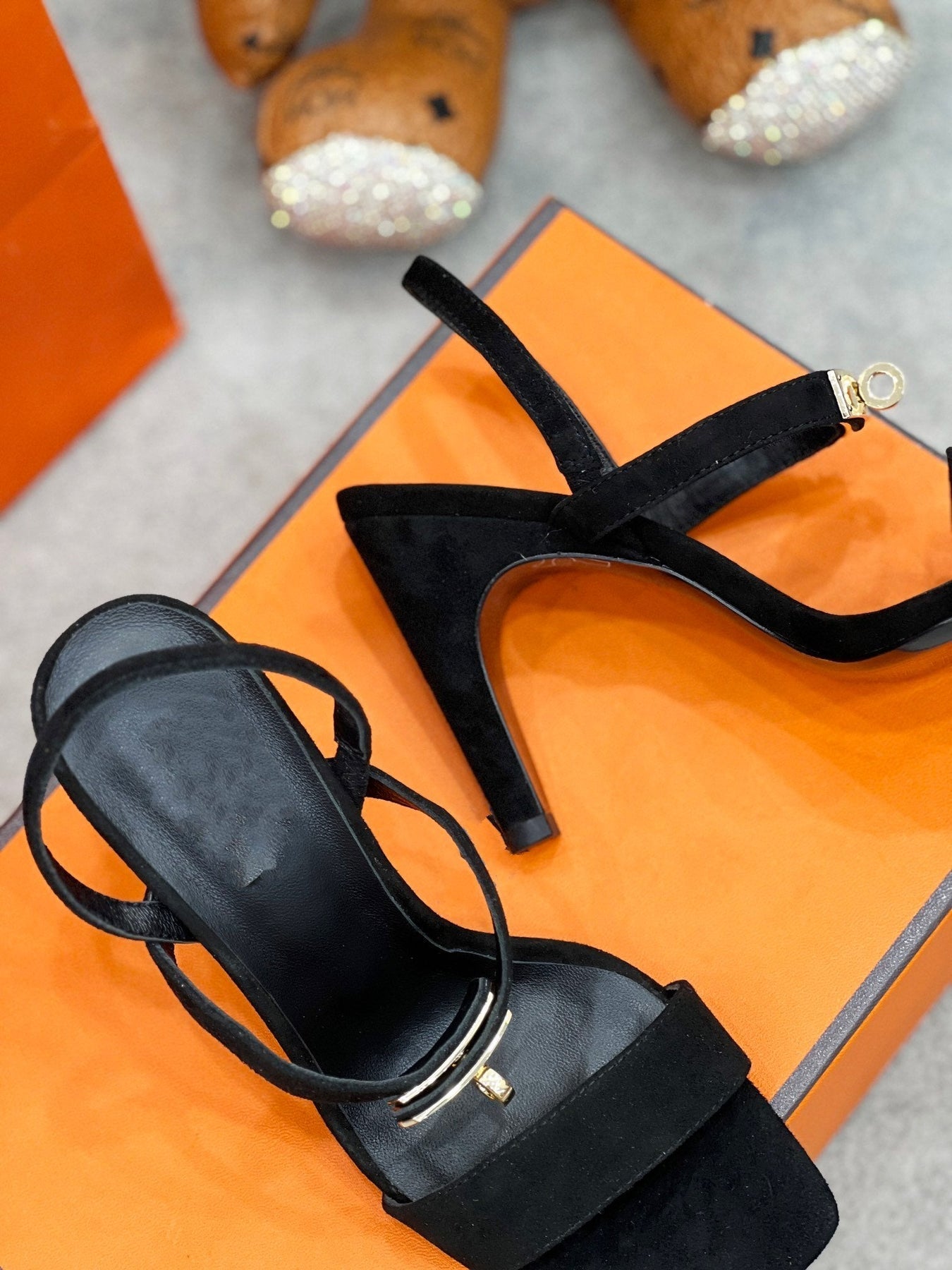 Glamour 95 Sandal Black Suede