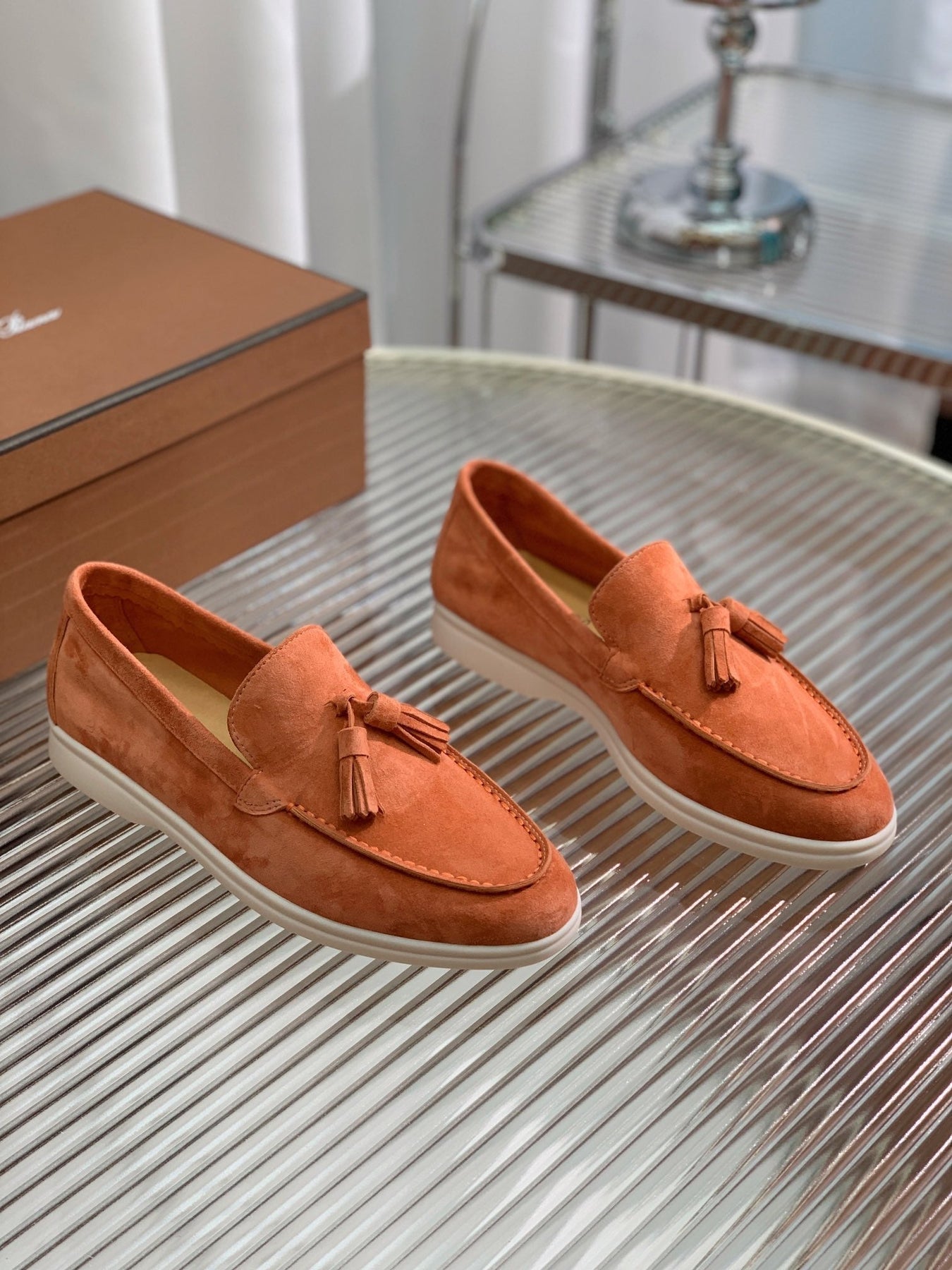 LP SUMMER WALK TASSELS LOAFERS FIRE SUEDE