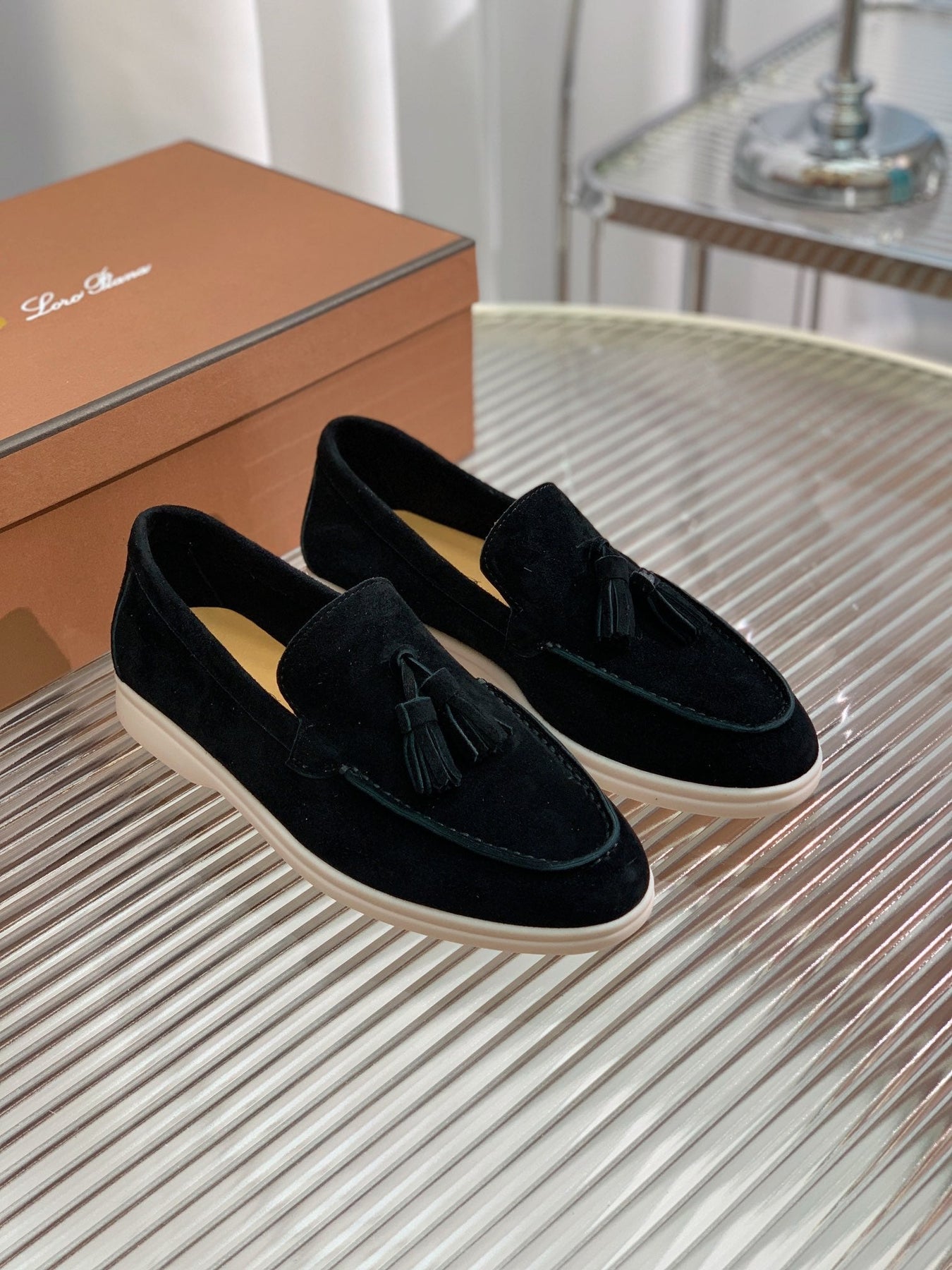 LP SUMMER WALK TASSELS LOAFERS BLACK SUEDE