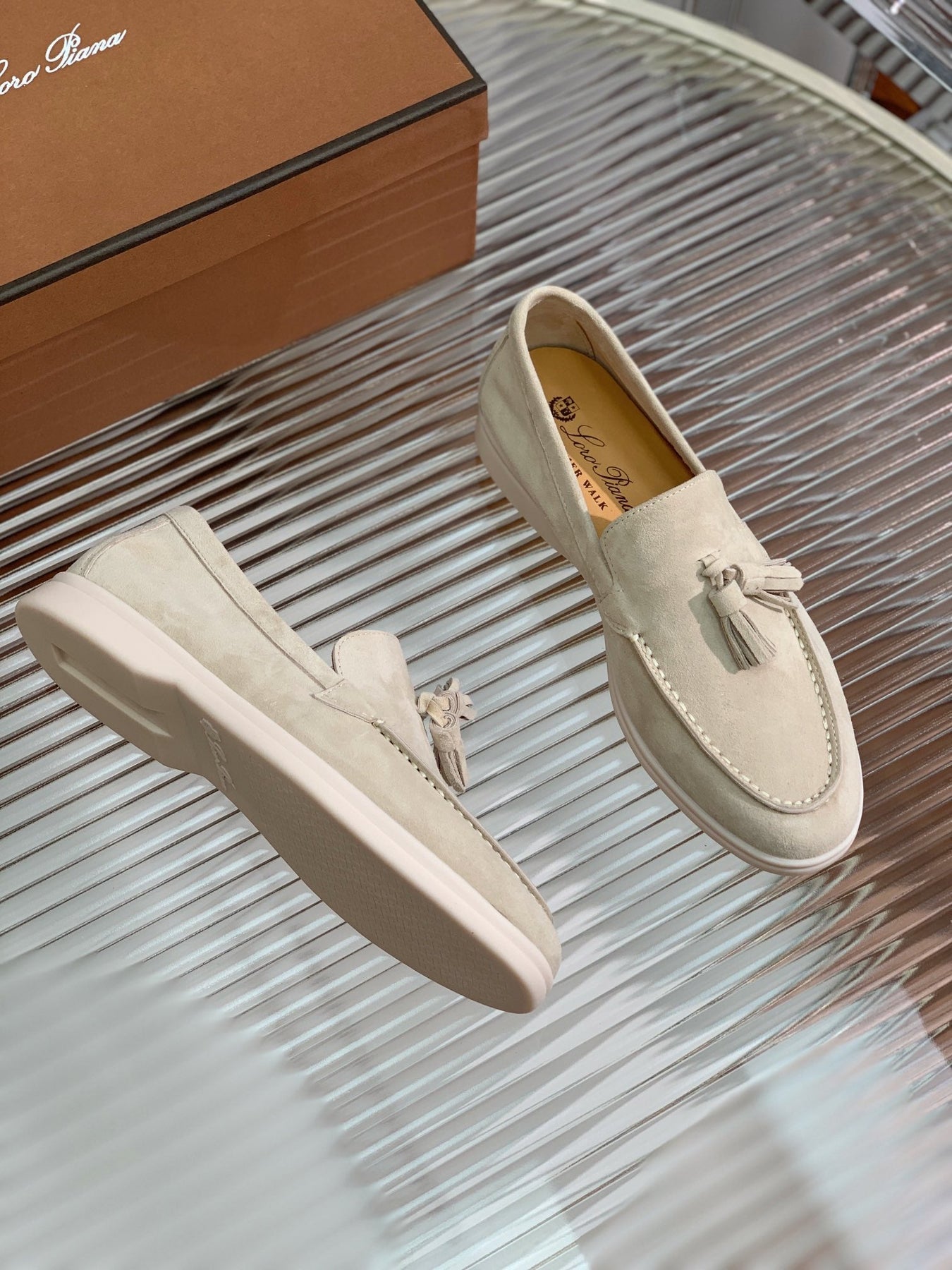 LP SUMMER WALK TASSELS LOAFERS BEIGE SUEDE