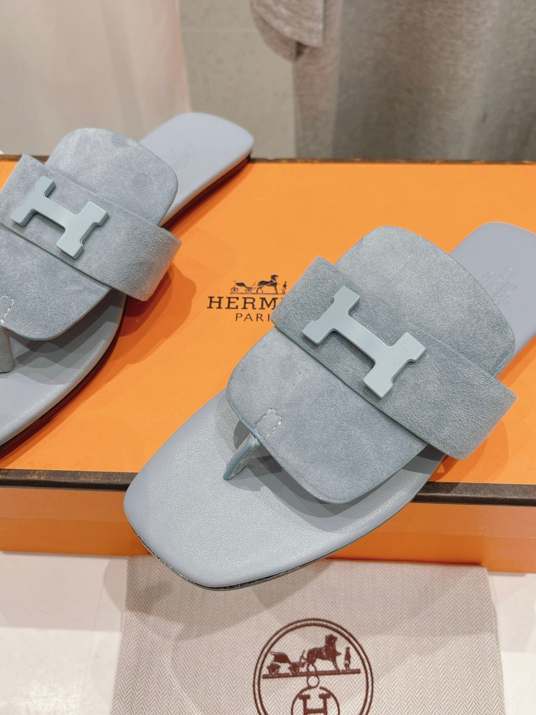 CLASSIC H BUCKLE SANDALS PASTEL BLUE LAMBSKIN