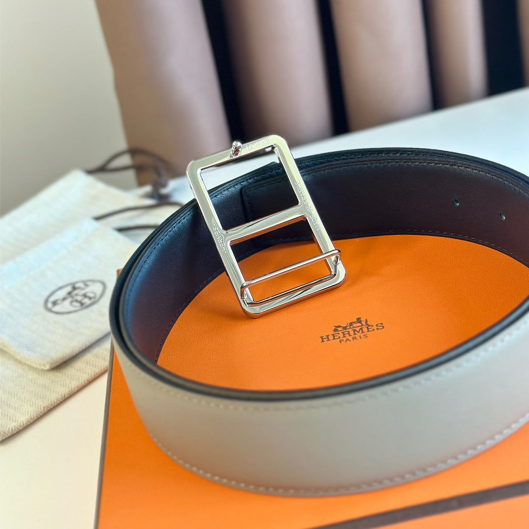 HM  BELT BUCKLE & REVERSIBLE GREY PASTEL AND BLACK LEATHER STRAP 38MM SILVER HARDWARE