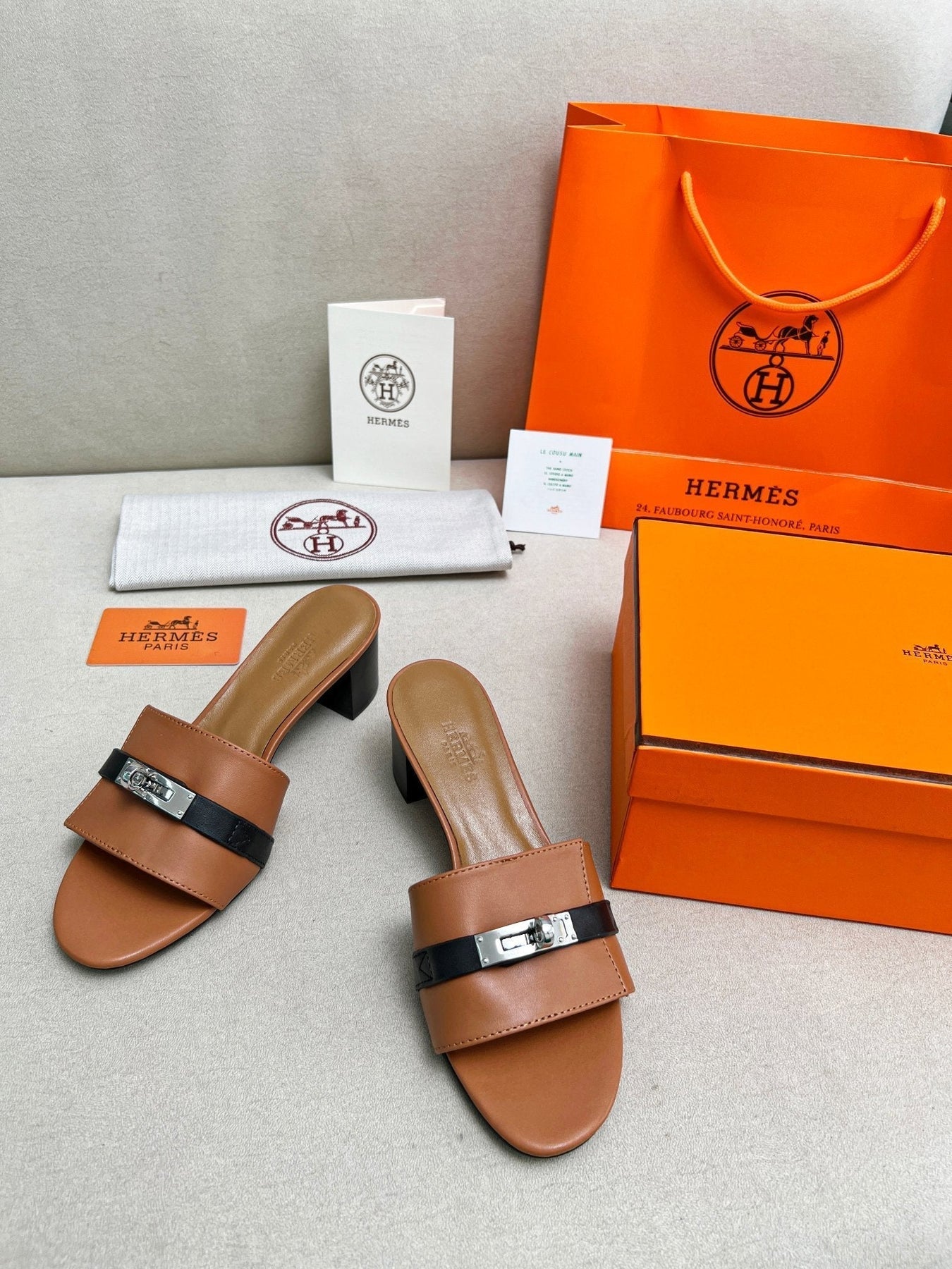 Gigi 50 Sandal Tan Black Calfskin