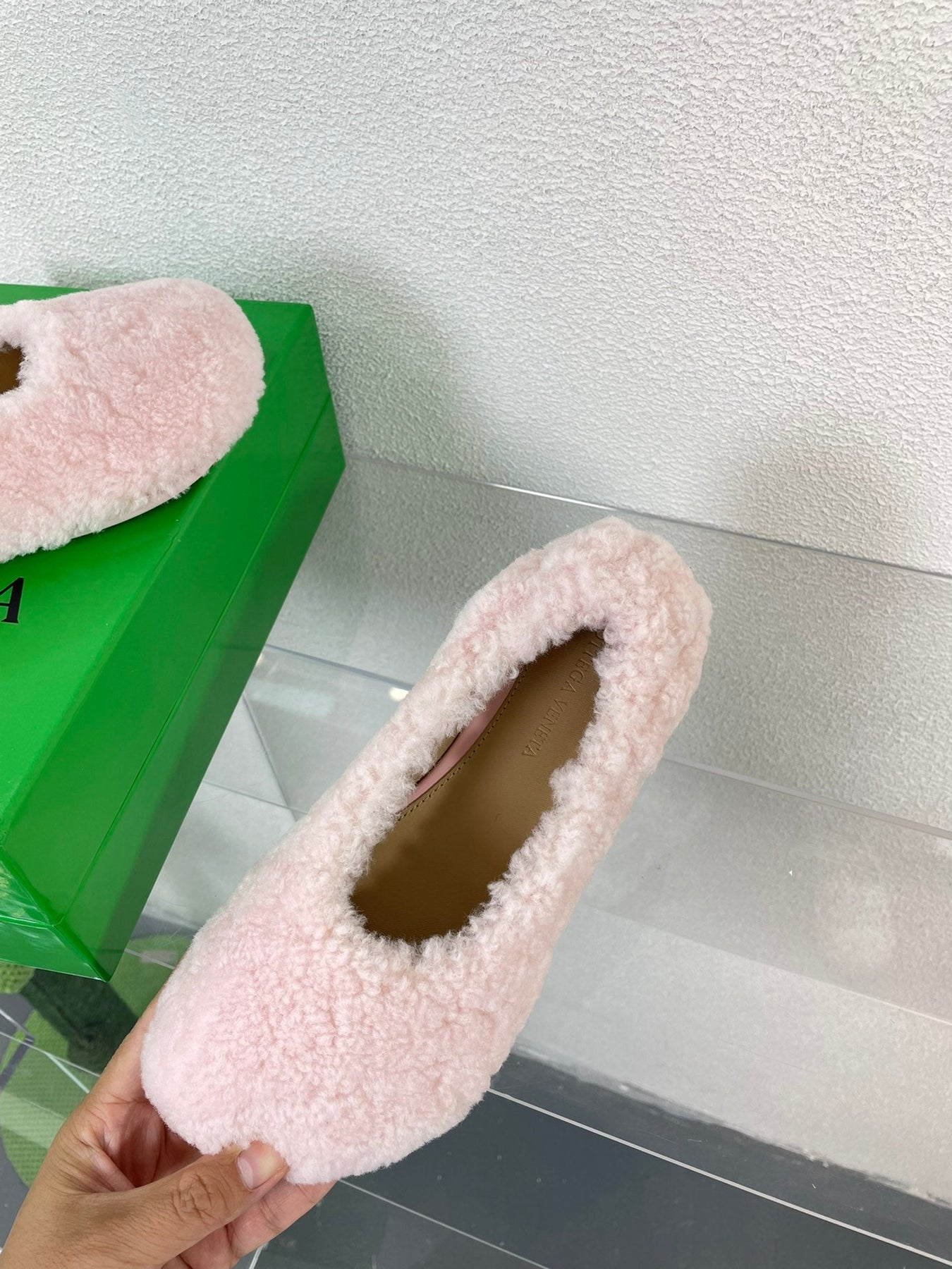 ATOMIC SHEARLING BALLERINA FLATS LIGHT PINK