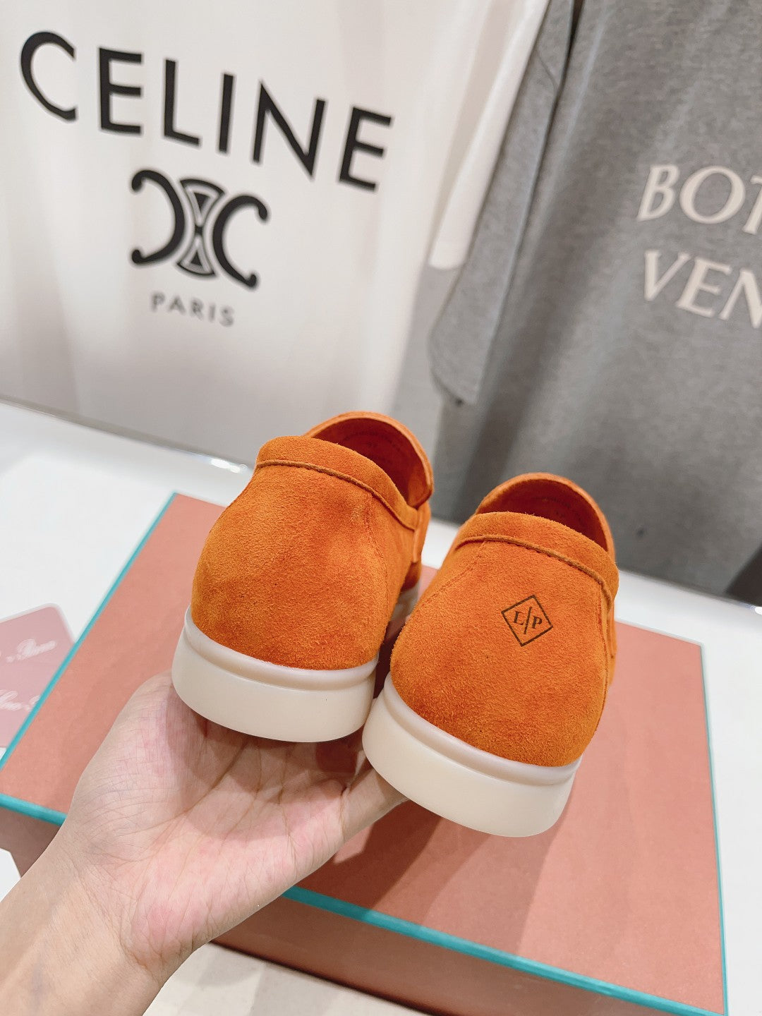 LP SUMMER CHARMS WALK LOAFERS ORANGE SUEDE