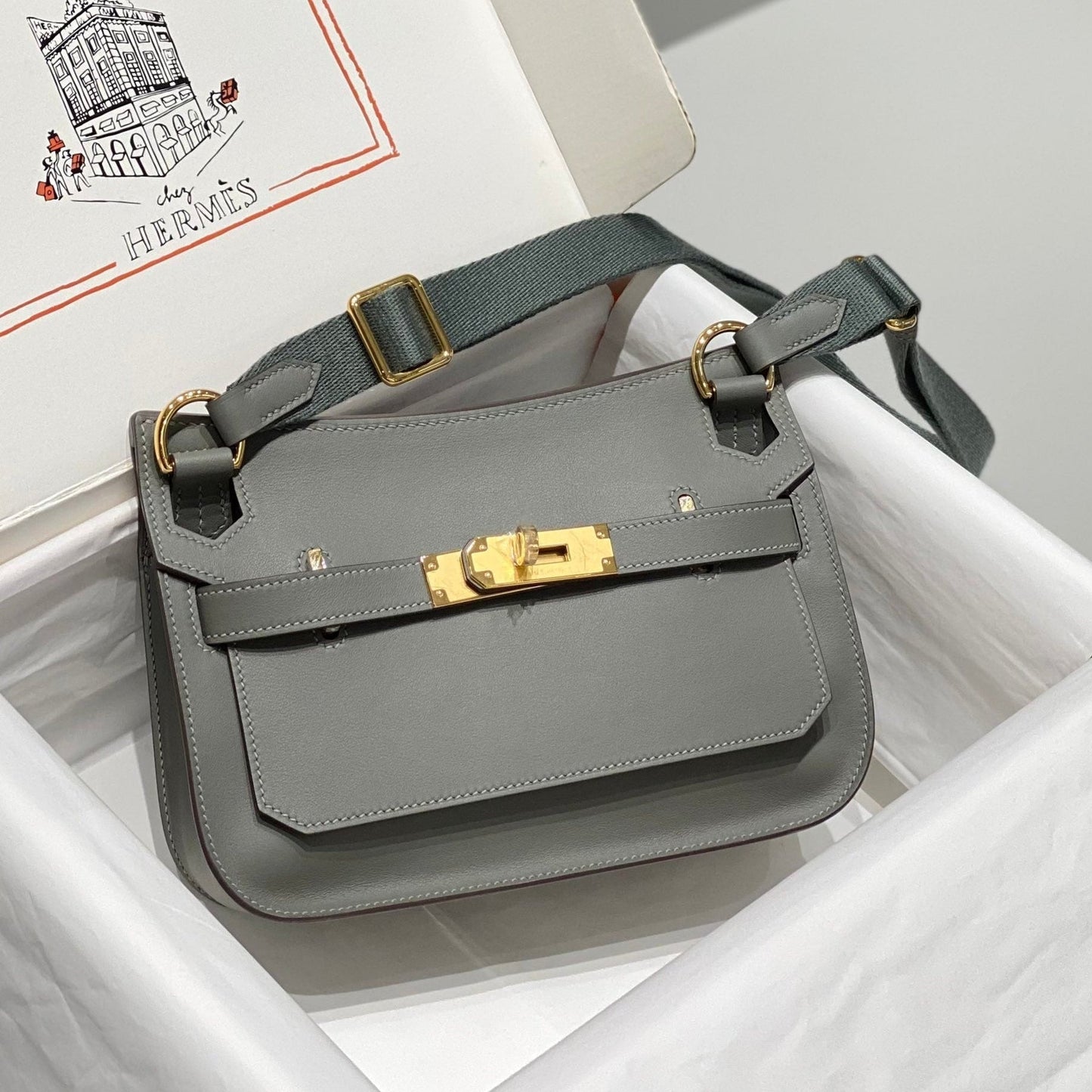 HM JYPSIERE SHOULDER BAG 23 IN GREY CALFSKIN GOLD HARDWARE