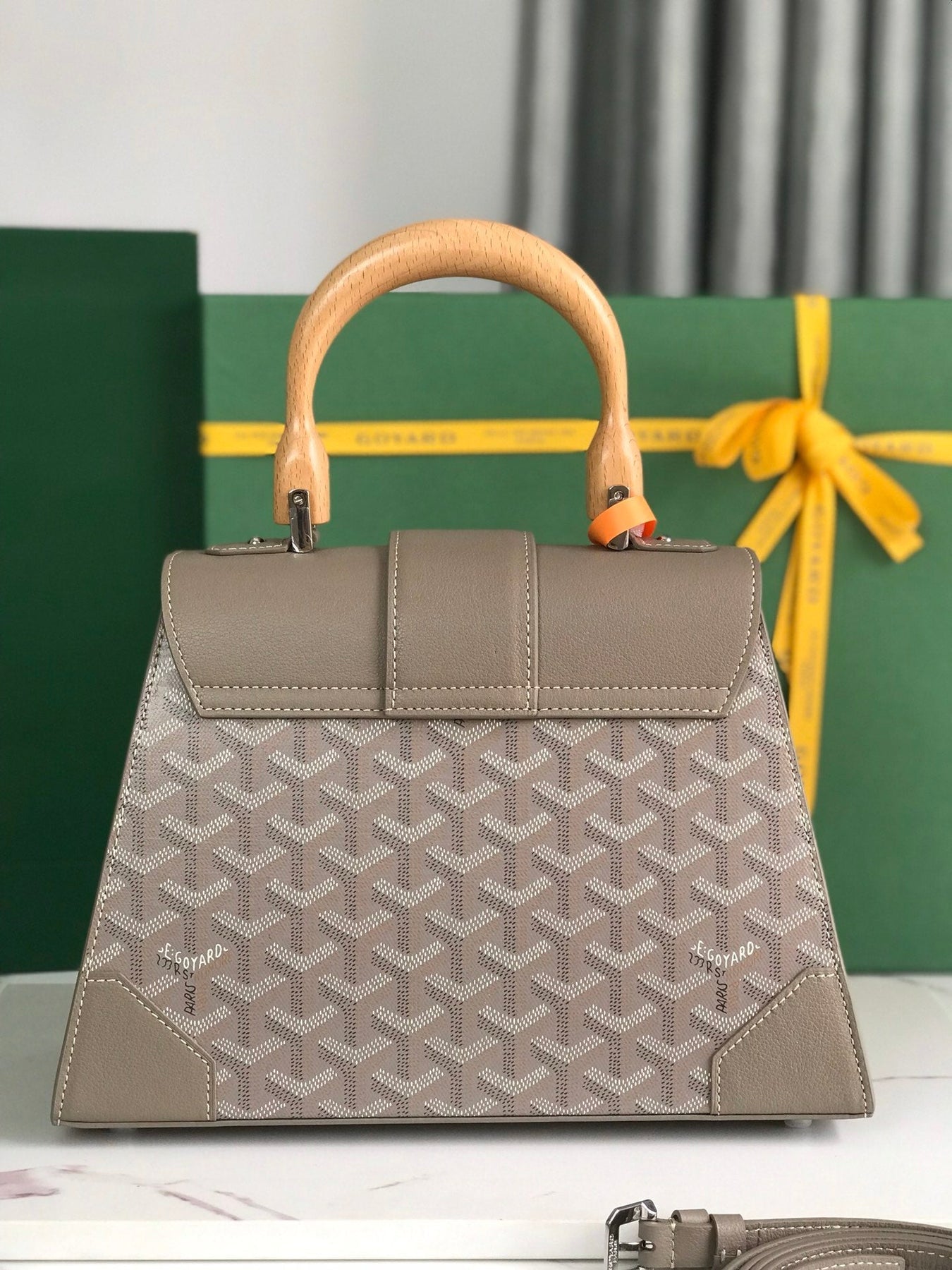 SAÏGON PM BAG 28 IN DESERT GOYARDINE CANVAS AND CALFSKIN