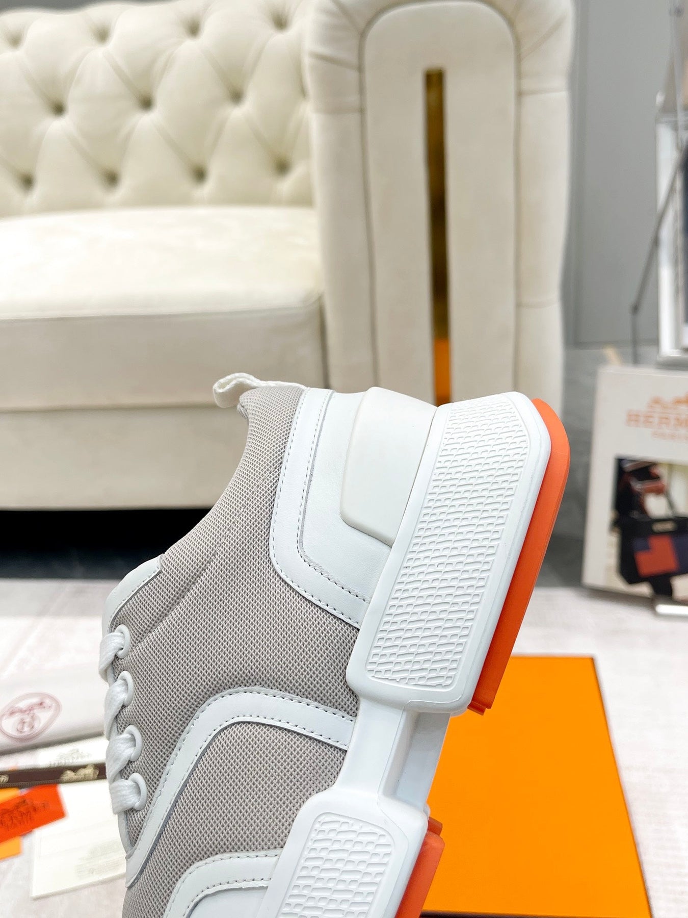 GIGA SNEAKER IN HARBOR GRAY STITCHED MESH AND WHITE CALFSKIN