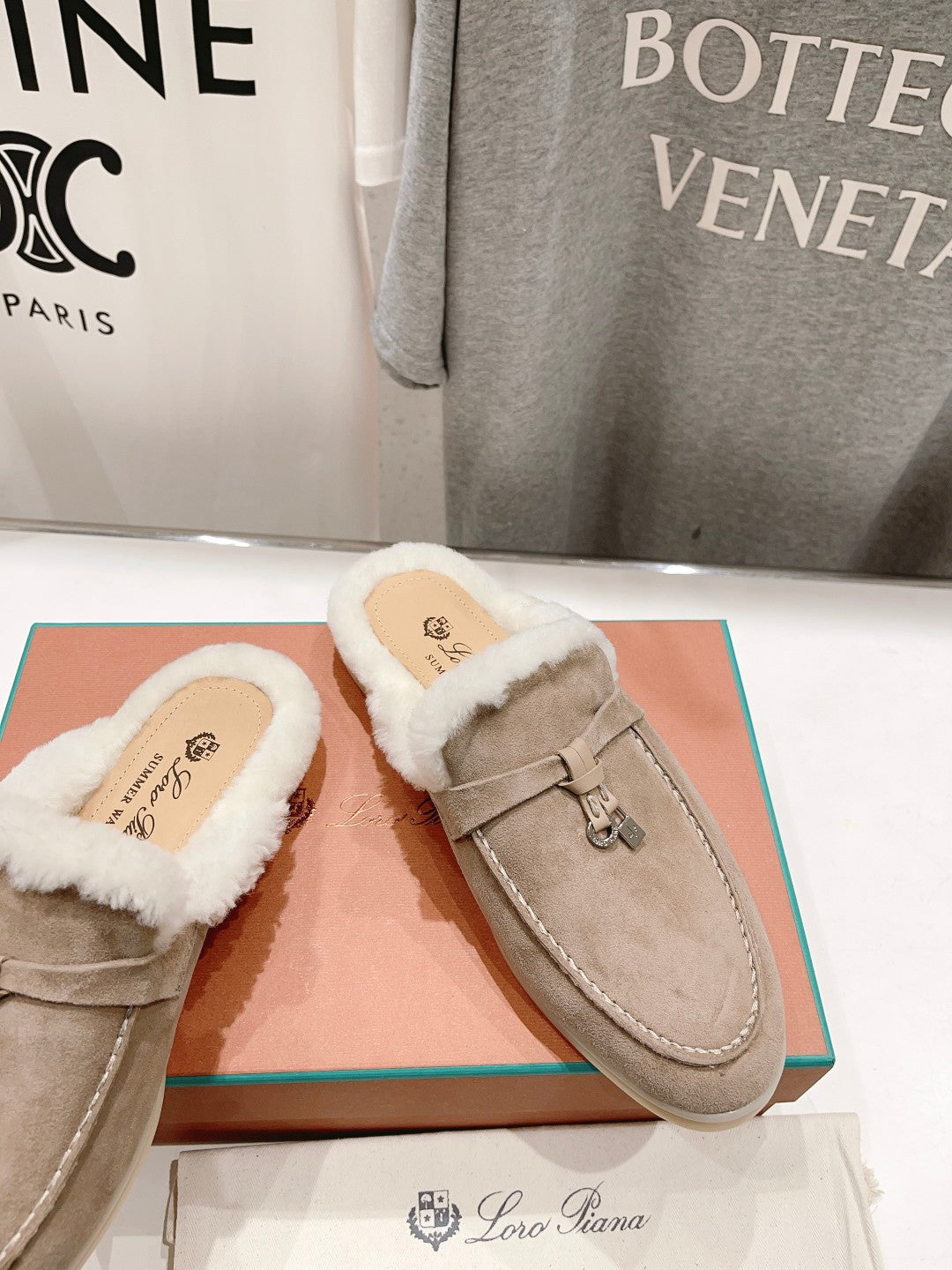 LP CHARMS WALK BABOUCHE LOAFERS PEANUT FLEECE