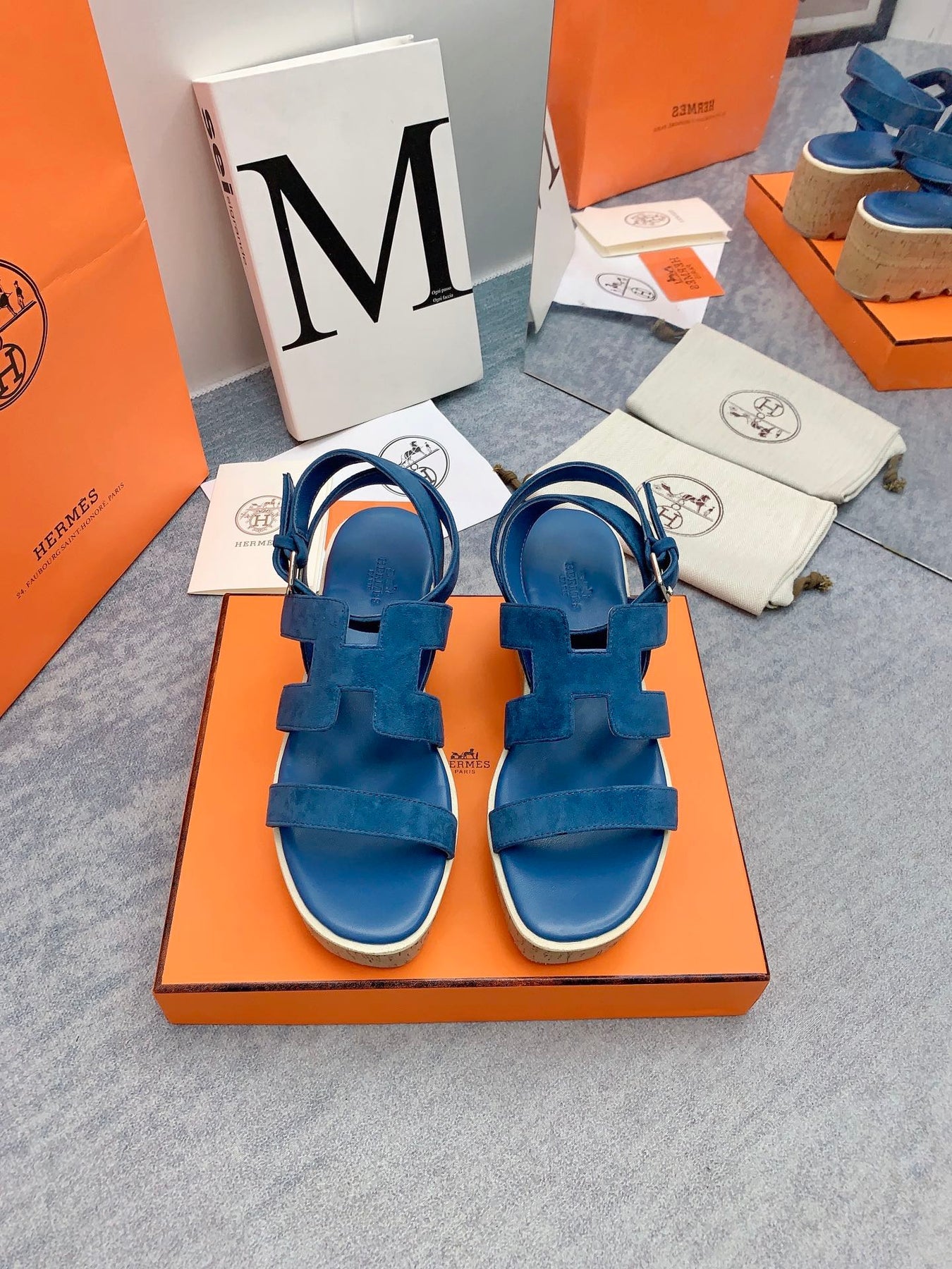HAVANE 30 SANDAL IN CLASSIC BLUE SUEDE