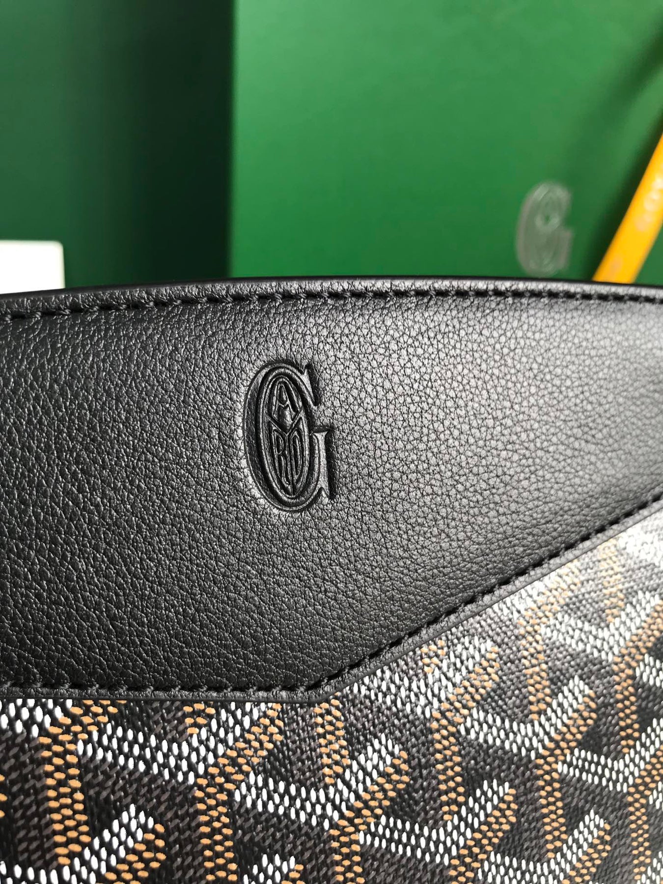 ROUETTE STRUCTURÉ MINI BAG 21 IN BLACK GOYARDINE CANVAS AND CALFSKIN