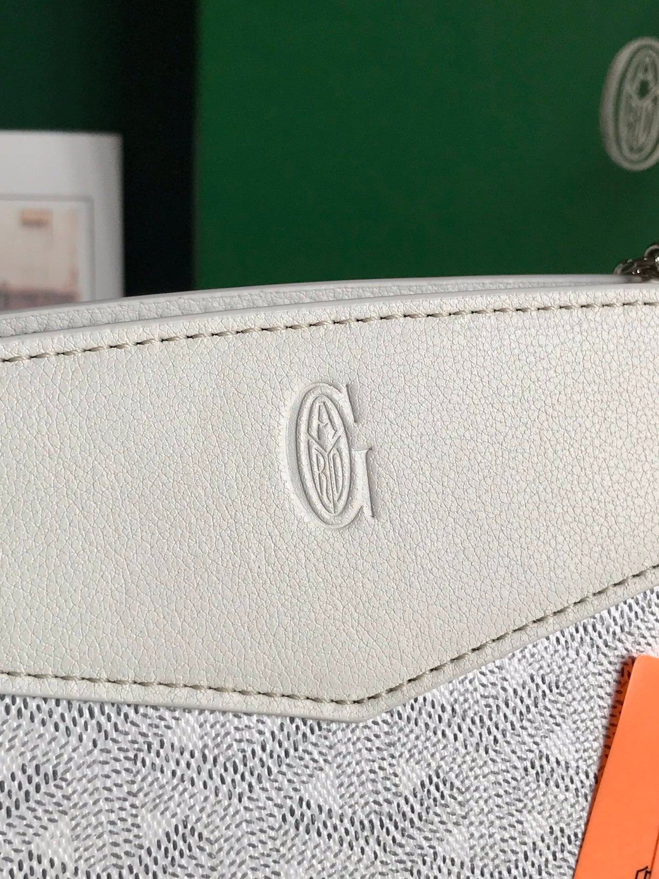 ROUETTE STRUCTURÉ MINI BAG 21 IN WHITE GOYARDINE CANVAS AND CALFSKIN