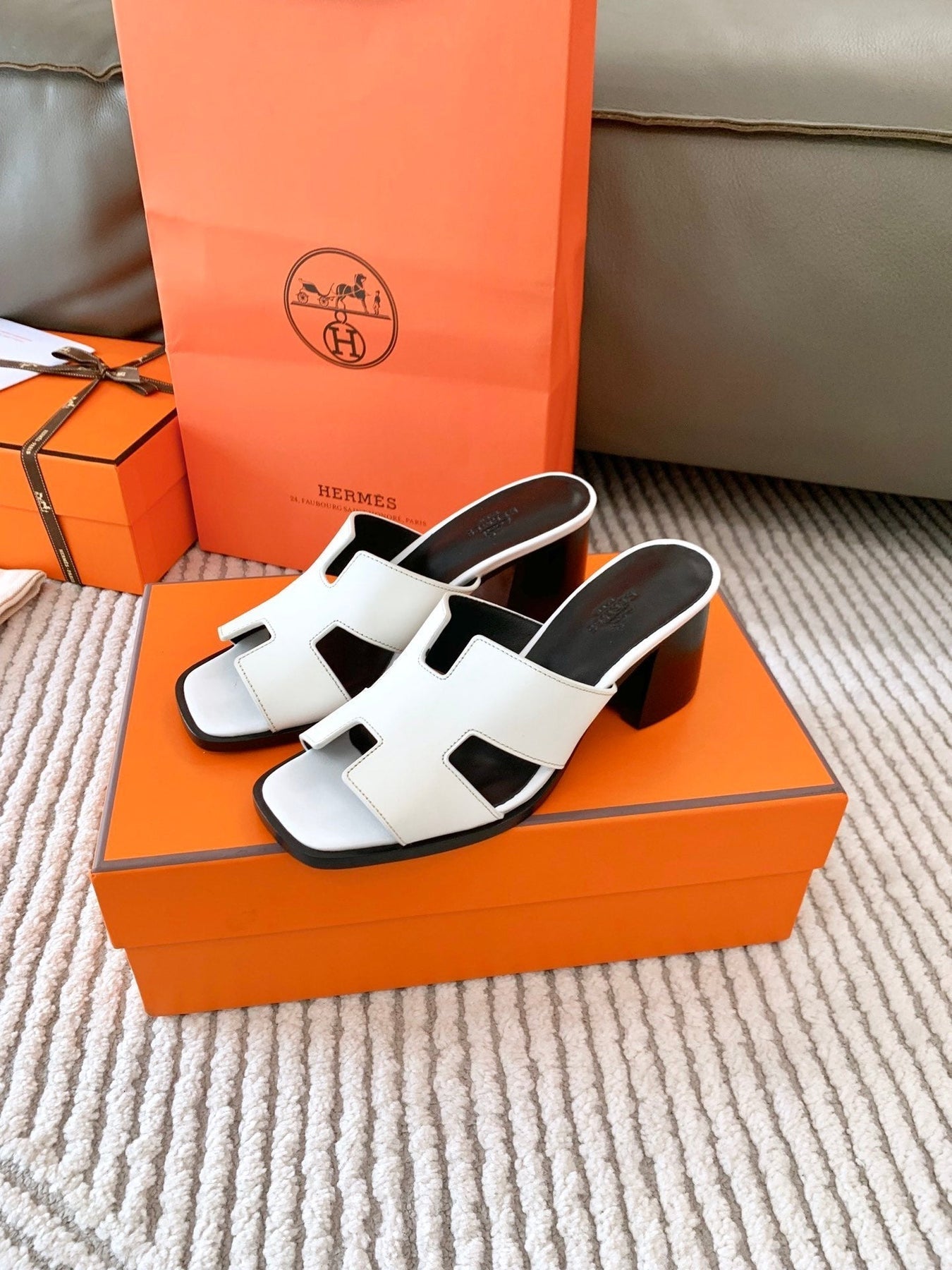 HELIA 60 SANDAL IN WHITE CALFSKIN