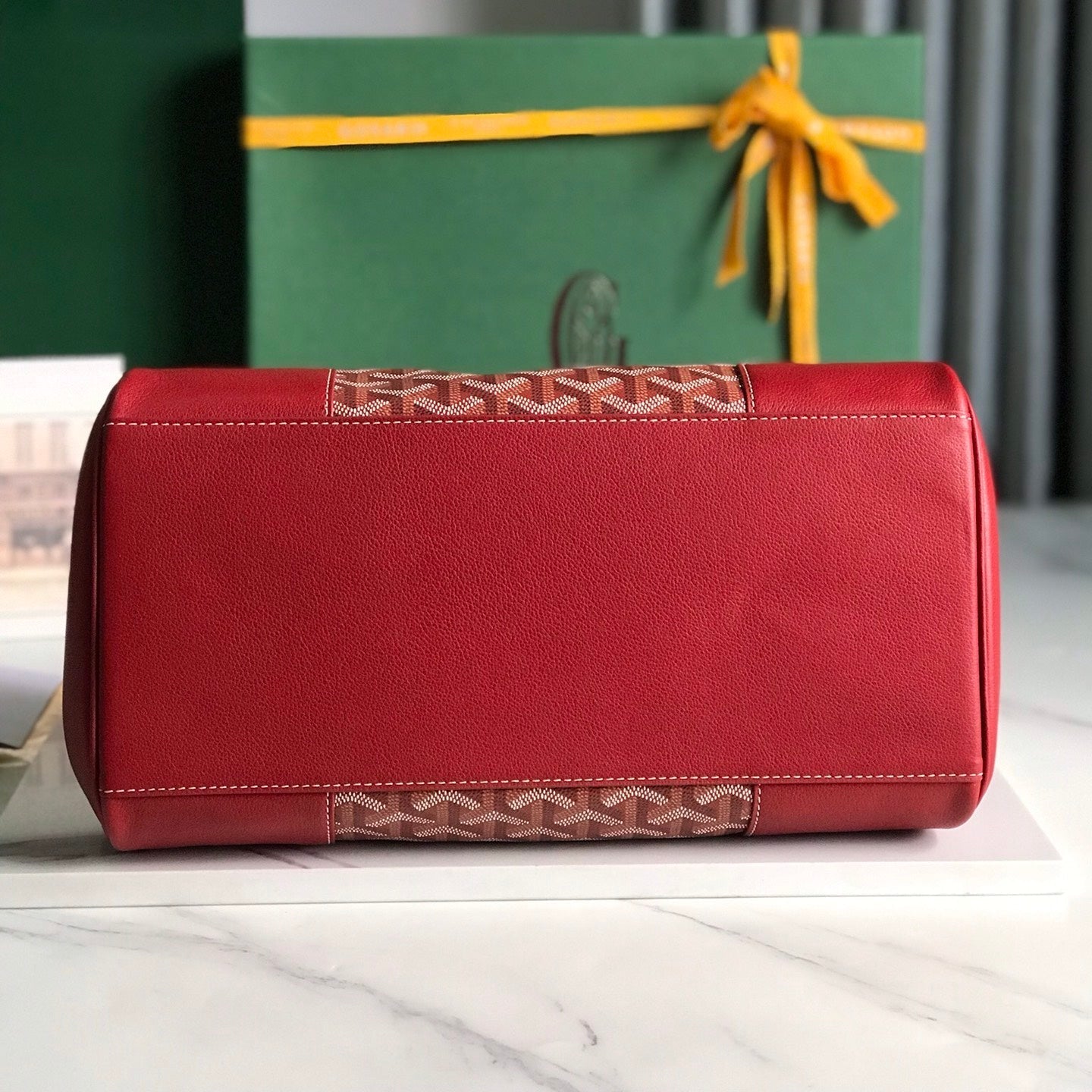 SAIGON SOUPLE BAG 34 IN PERSIAN RED GOYARDINE CANVAS AND CALFSKIN