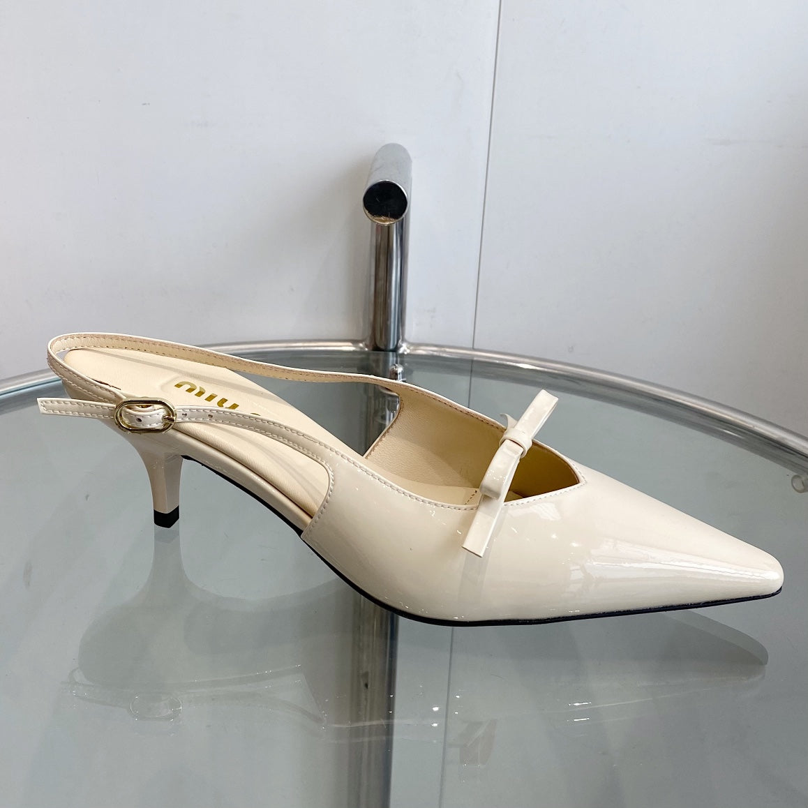HIGH-SLINGBACK POINTED TOE SANDALS BEIGE COWHIDE WITH BOW