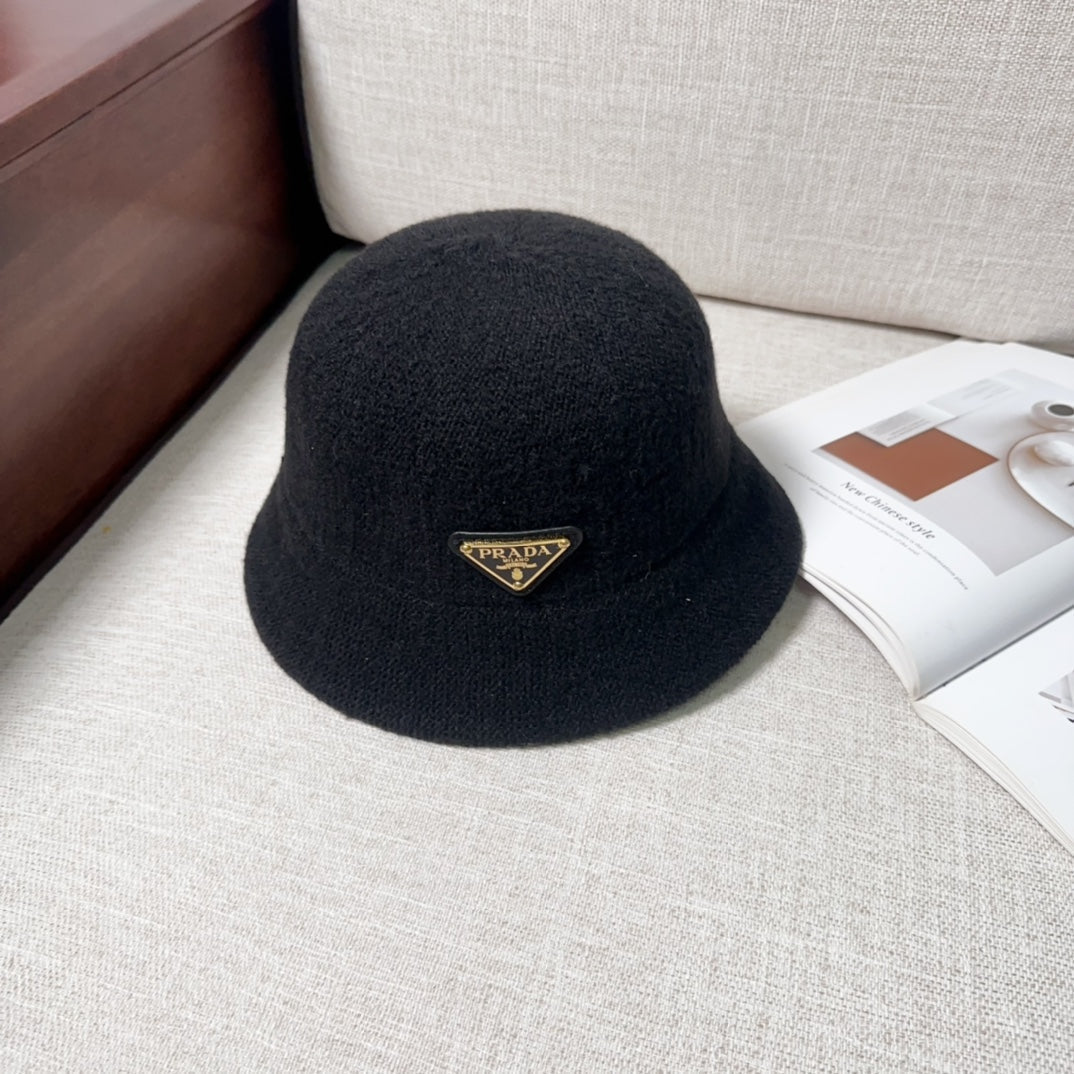 BUCKET HAT IN BLACK WOOL 348166